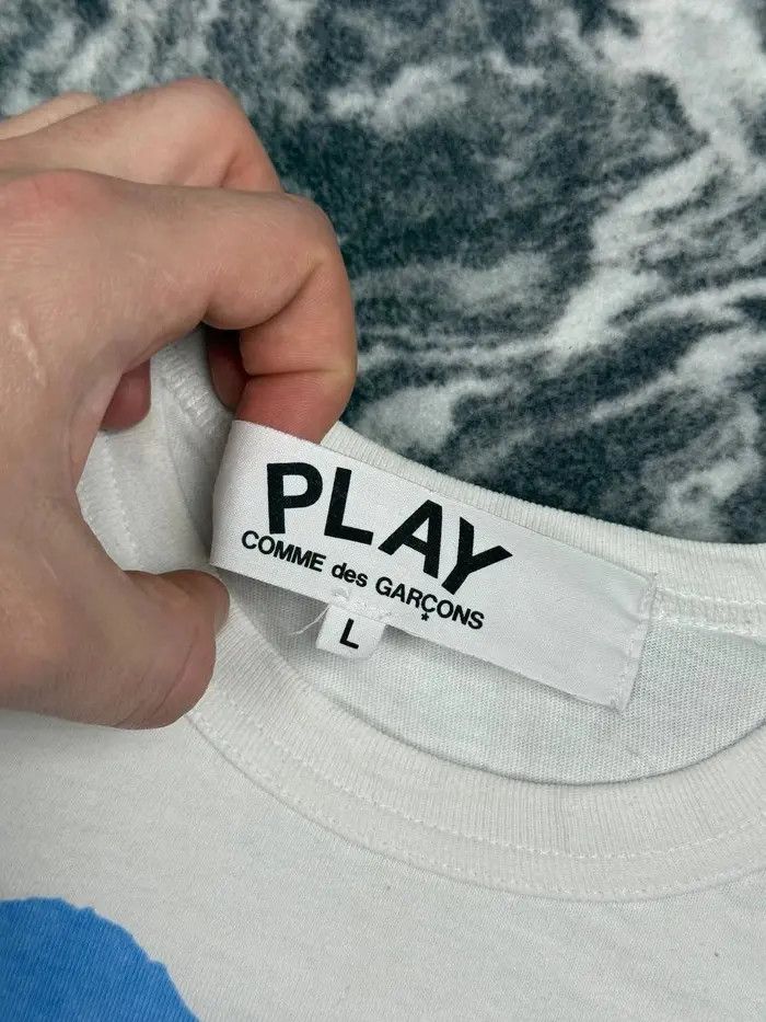 Comme des Garcons PLAY Comme des Garcons Play Red Emblem Heart T-shirt Big Logo Size US M / EU 48-50 / 2 - 3 Thumbnail