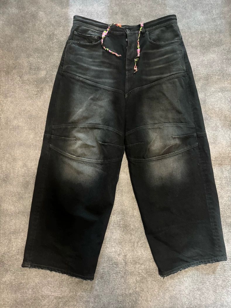 Balenciaga Balenciaga Black Waxed Wide-Leg Jeans Size US 26 / EU 42 - 1 Thumbnail