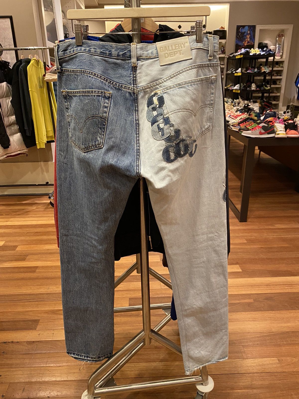 Gallery Dept. Gallery Dept. Two Face Denim with patches Size US 35 - 2 Thumbnail