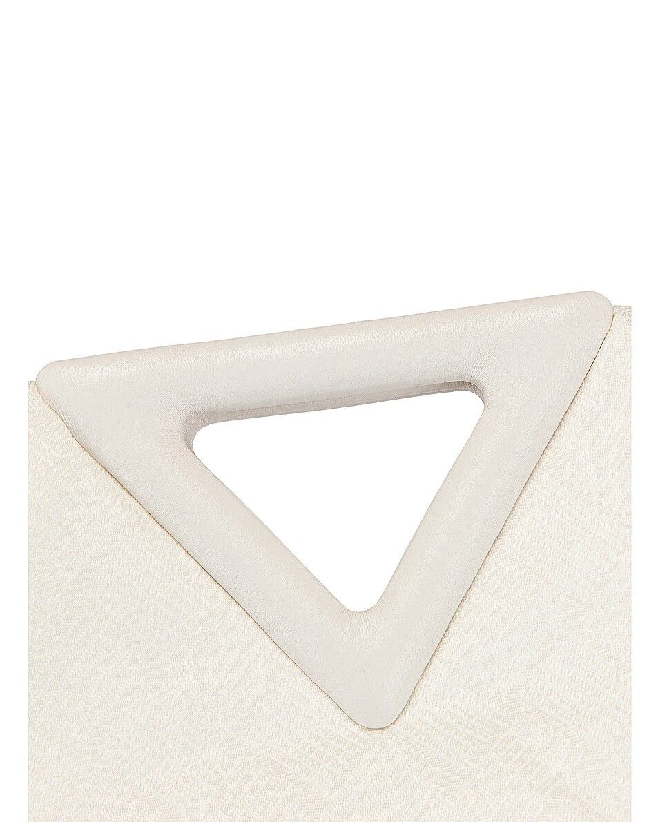 Bottega Veneta o1n1vont0525 Size: OS / Point Pouch in White Size ONE SIZE - 8 Thumbnail
