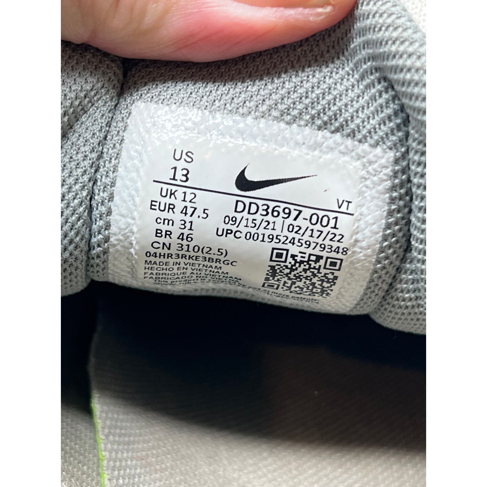 Nike Nike Air Max Plus White Mens 13 Size US 13 / EU 46 - 7 Thumbnail