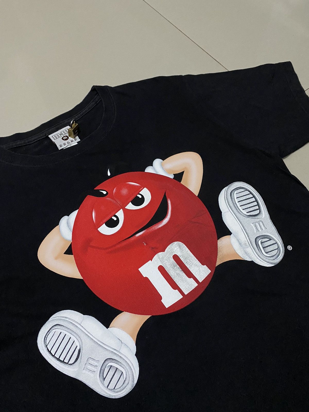 Vintage Vintage M&M world candy tshirt Size US L / EU 52-54 / 3 - 3 Thumbnail