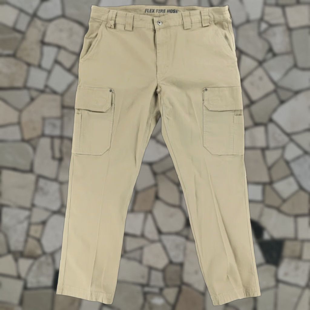 Duluth Trading Company Duluth Trading Flex Fire Hose Slim Cotton Canvas Cargo Pants Tan Men's 40 Size US 40 / EU 56 - 1 Thumbnail