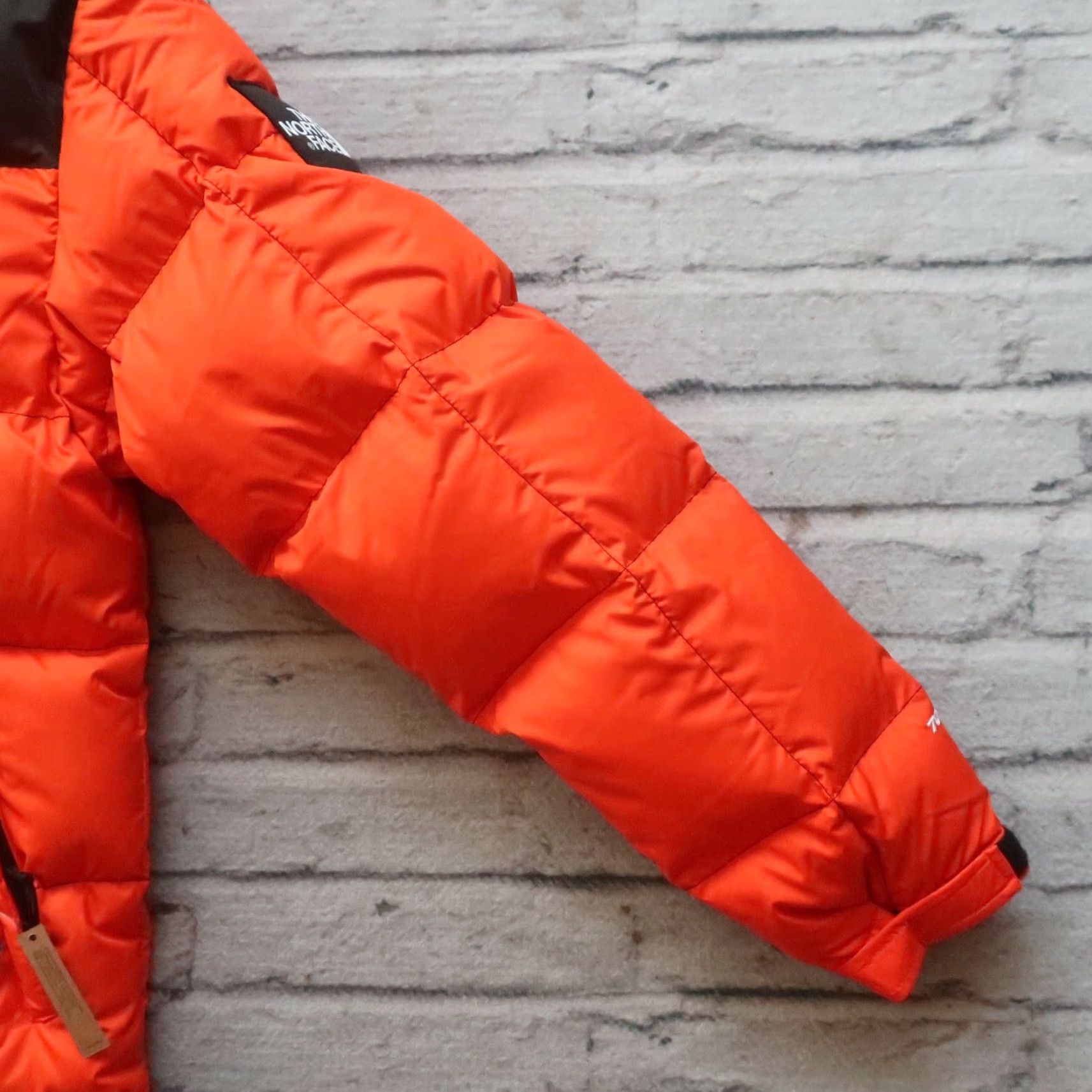 The North Face VINTAGE North Face 700 Down Lhotse Puffer Jacket XS Tangerine / Black Mens Jacket Size US XL / EU 56 / 4 - 7 Thumbnail