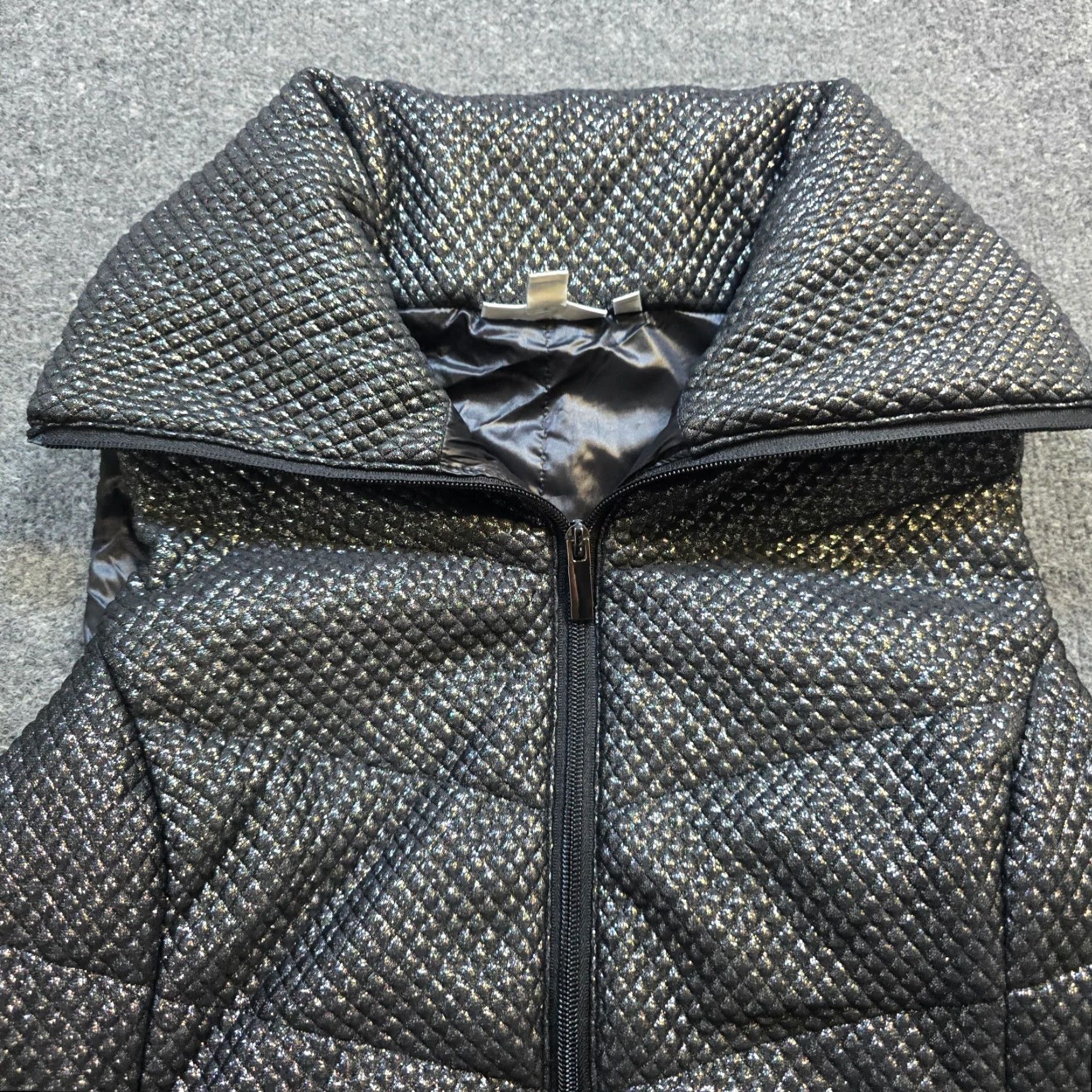 Vintage Chicos Vest Womens Size 6 Black Silver Metallic Puffer Full Zip Casual Capsule Size M / US 6-8 / IT 42-44 - 2 Thumbnail
