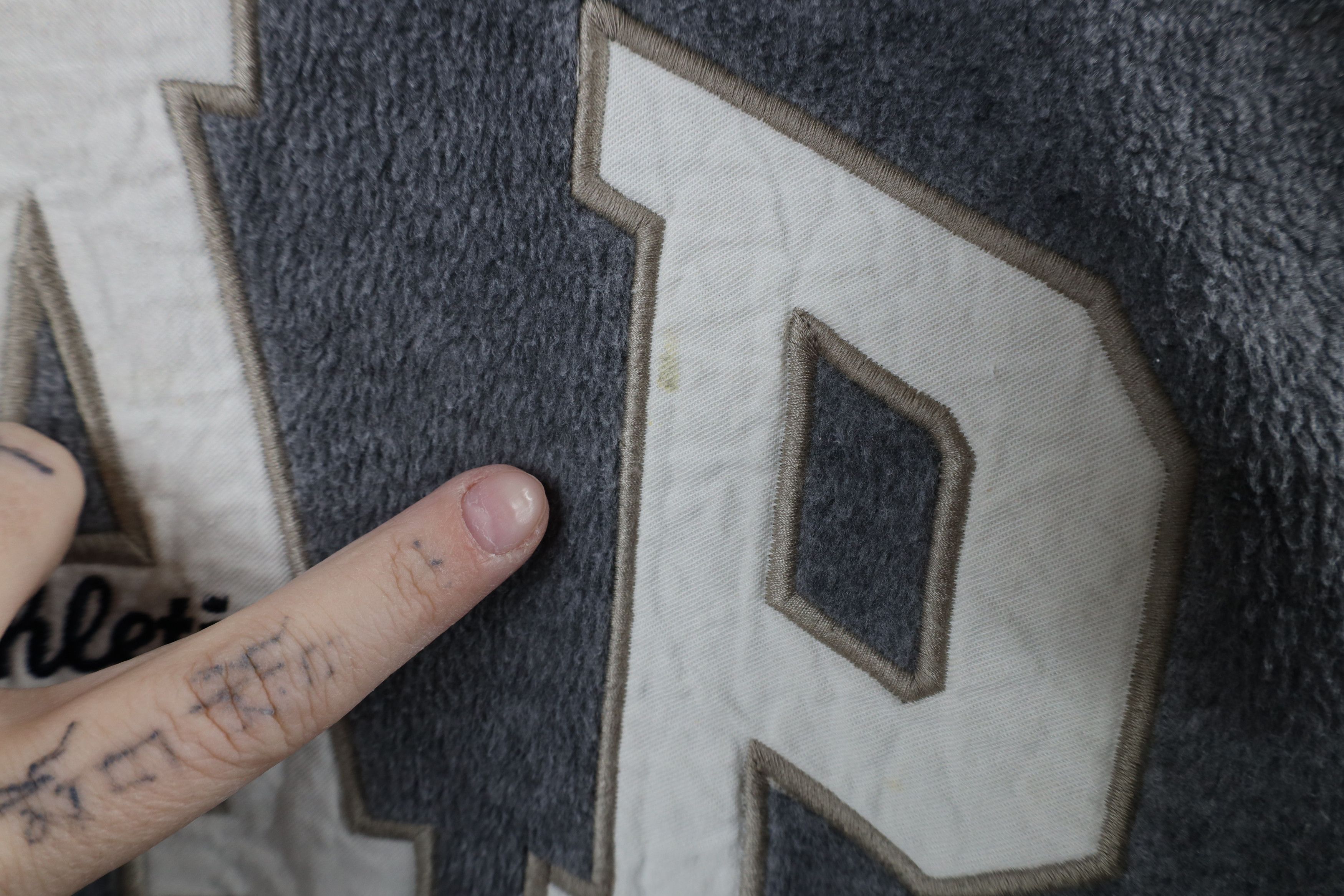 Gap × Vintage Vintage 90s Gap Athletic Out Block Letter Fleece Hoodie Size US L / EU 52-54 / 3 - 6 Thumbnail