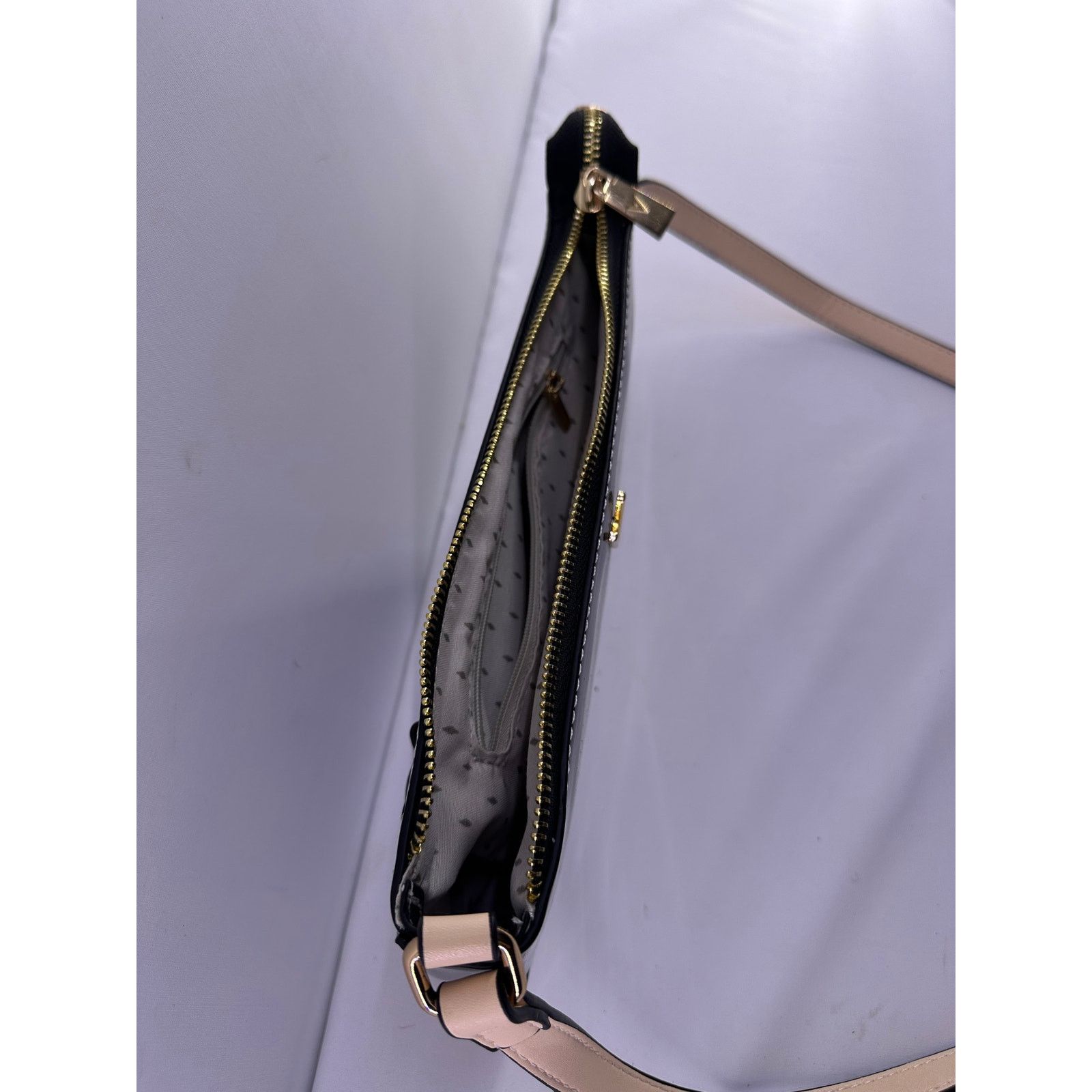 & Other Stories V satchel shoulder black metalic faux leather little handbag Size ONE SIZE - 6 Thumbnail
