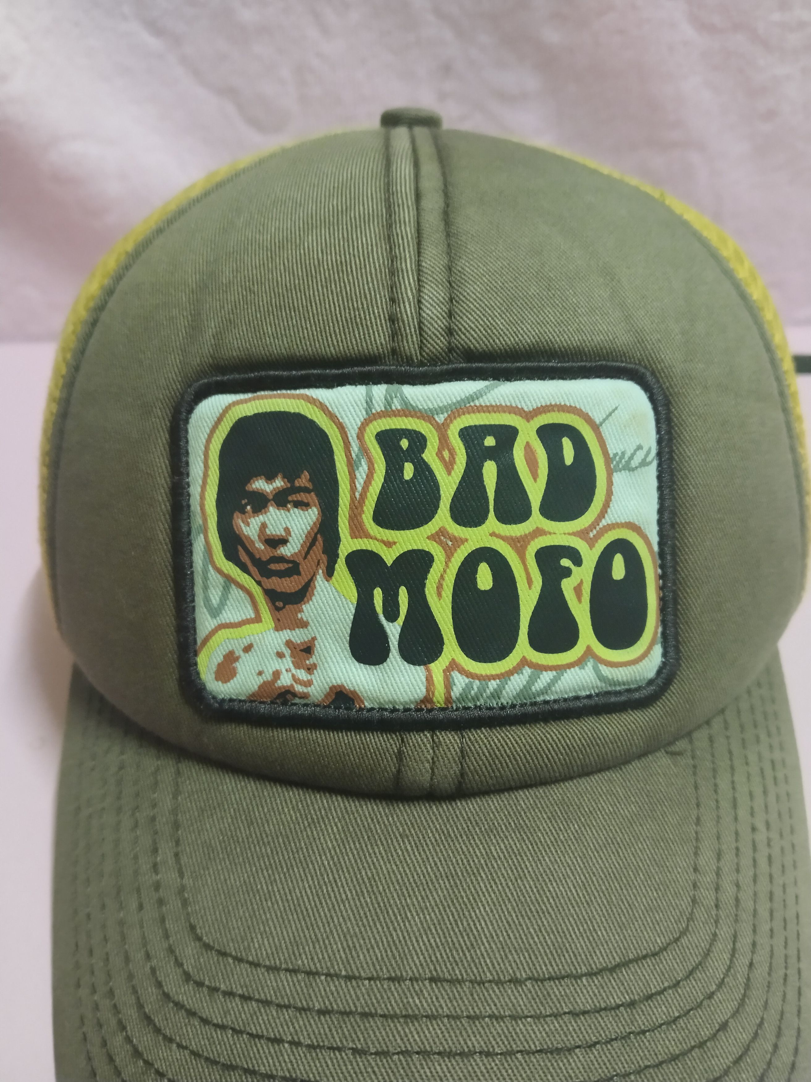 Japanese Brand VINTAGE BRUCE LEE BAD MOFO TRUCKER HAT Size ONE SIZE - 2 Thumbnail