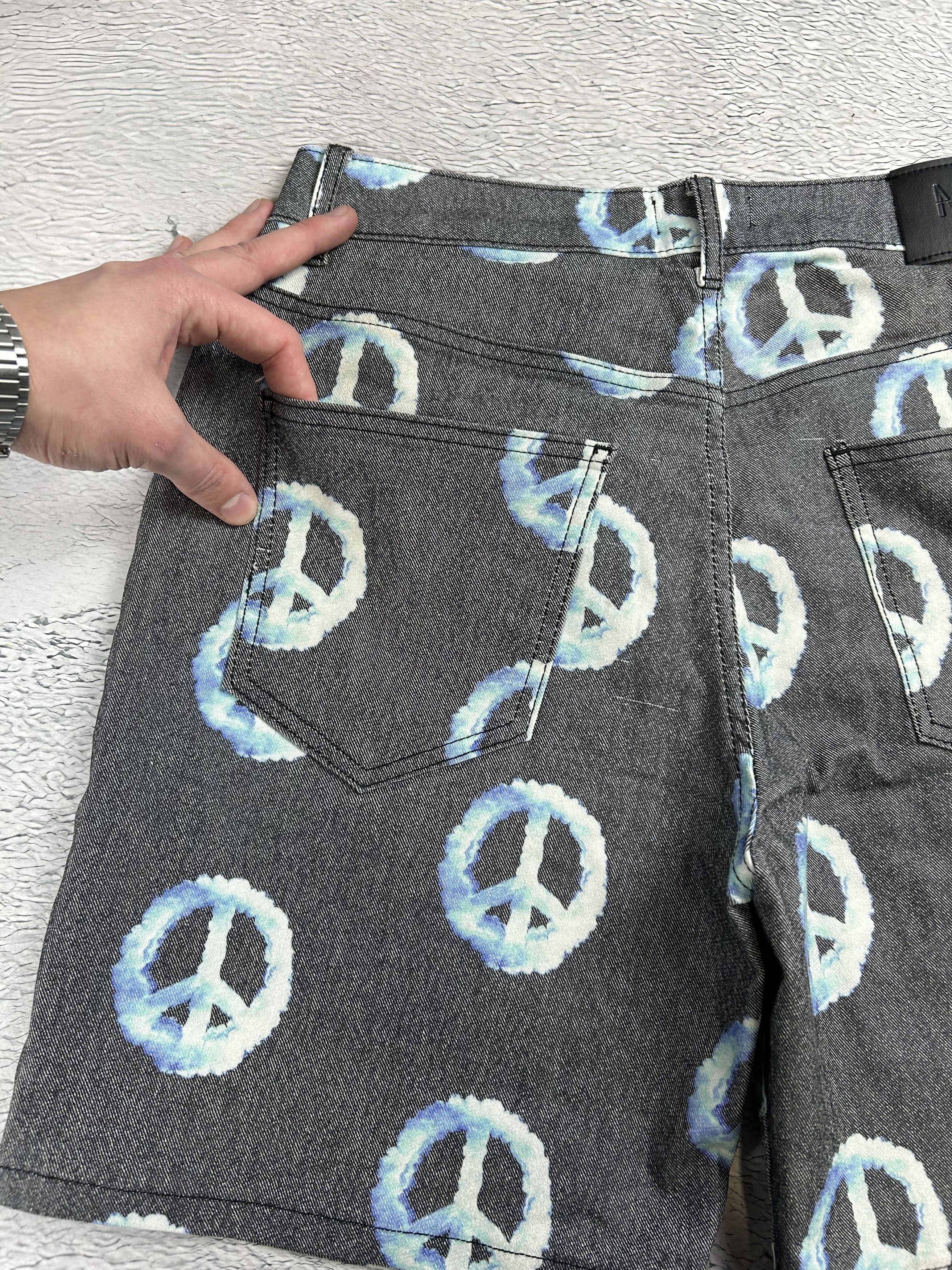 Flannel × Japanese Brand Monogram baggy shorts Piece AOP Oldmoney style Y2K Size US 30 / EU 46 - 3 Thumbnail