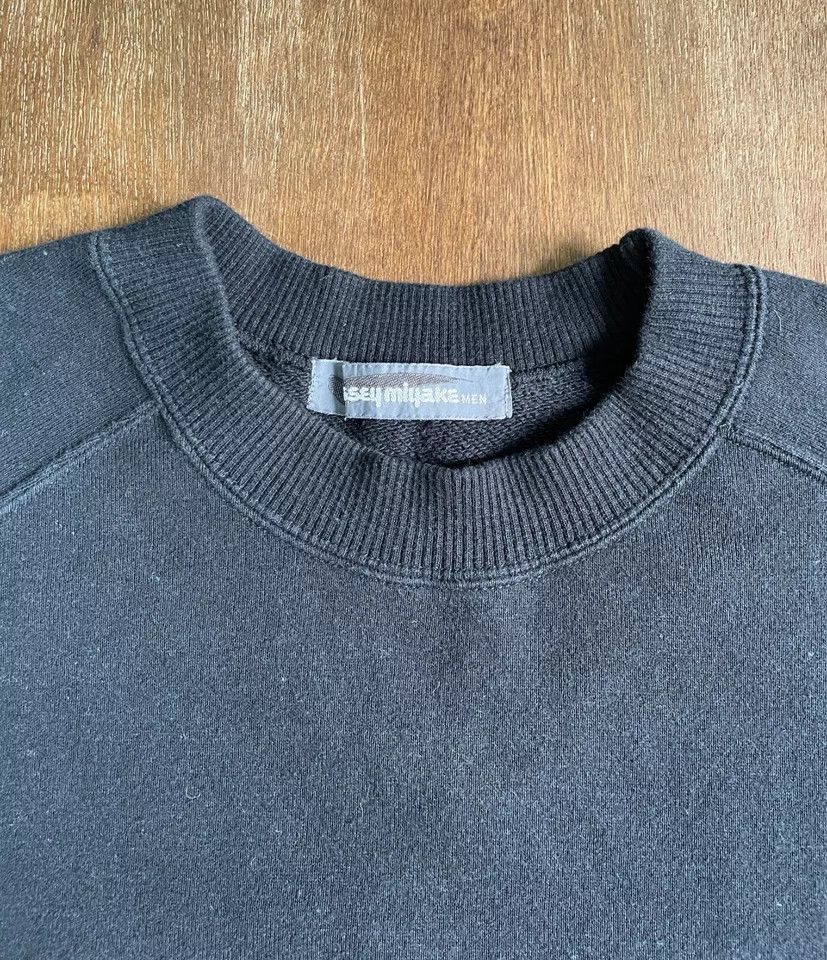Issey Miyake Issey Miyake Sleeve Logo Jumper Brush Tag Size US S / EU 44-46 / 1 - 2 Thumbnail