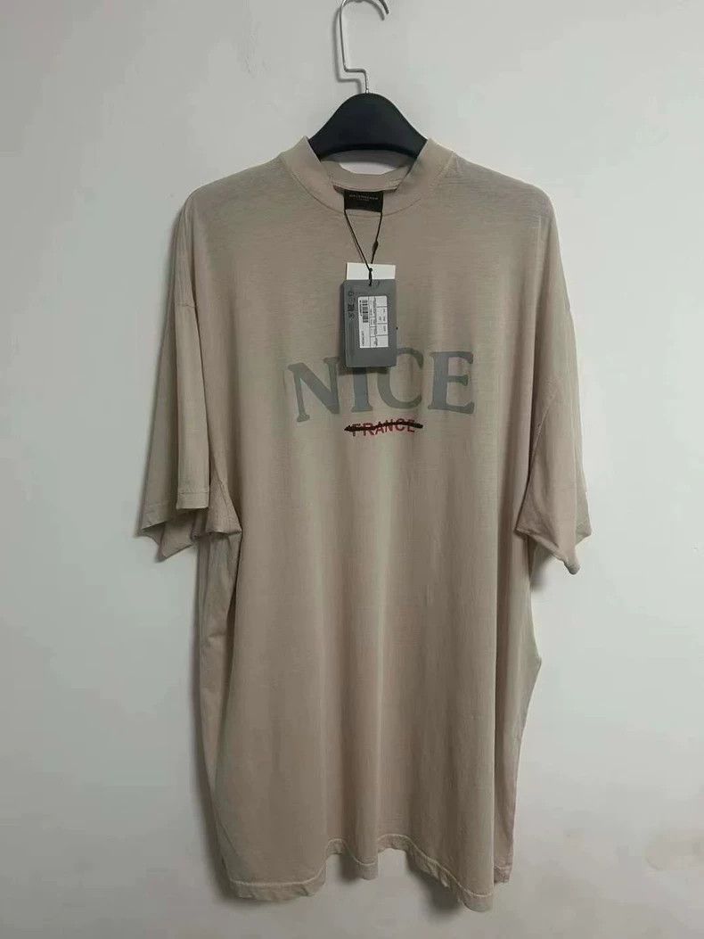 Balenciaga Balenciaga Be Nice Vintage Distressed Beige Hole Effect Size US S / EU 44-46 / 1 - 1 Thumbnail