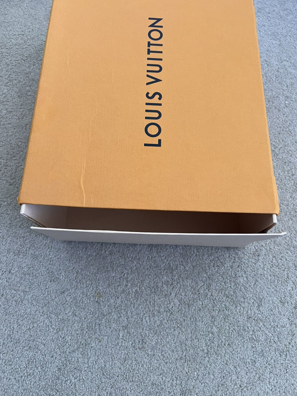 Louis Vuitton Louis Vuitton LV trainers orange ss20 - Size 7 (LV) Size US 7 / EU 40 - 14 Thumbnail