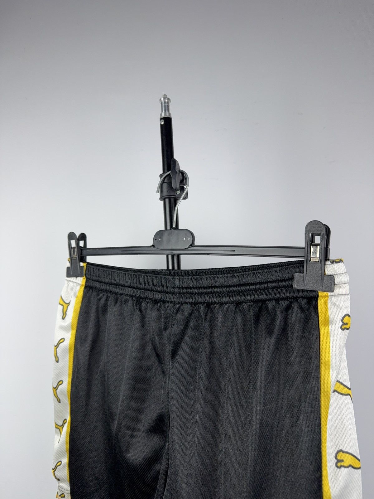 Puma Retro 90s Vintage Puma Logo Tape Black Mesh Shorts S size Size US 30 / EU 46 - 4 Thumbnail