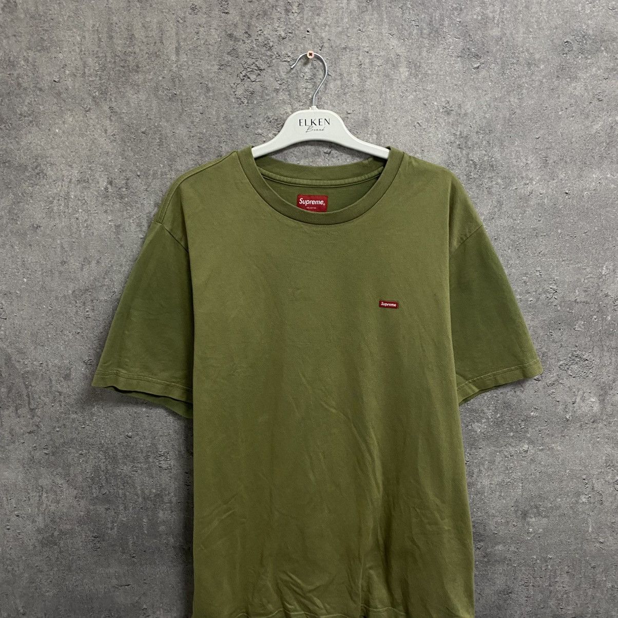Supreme Supreme T Shirt Size US L / EU 52-54 / 3 - 4 Thumbnail