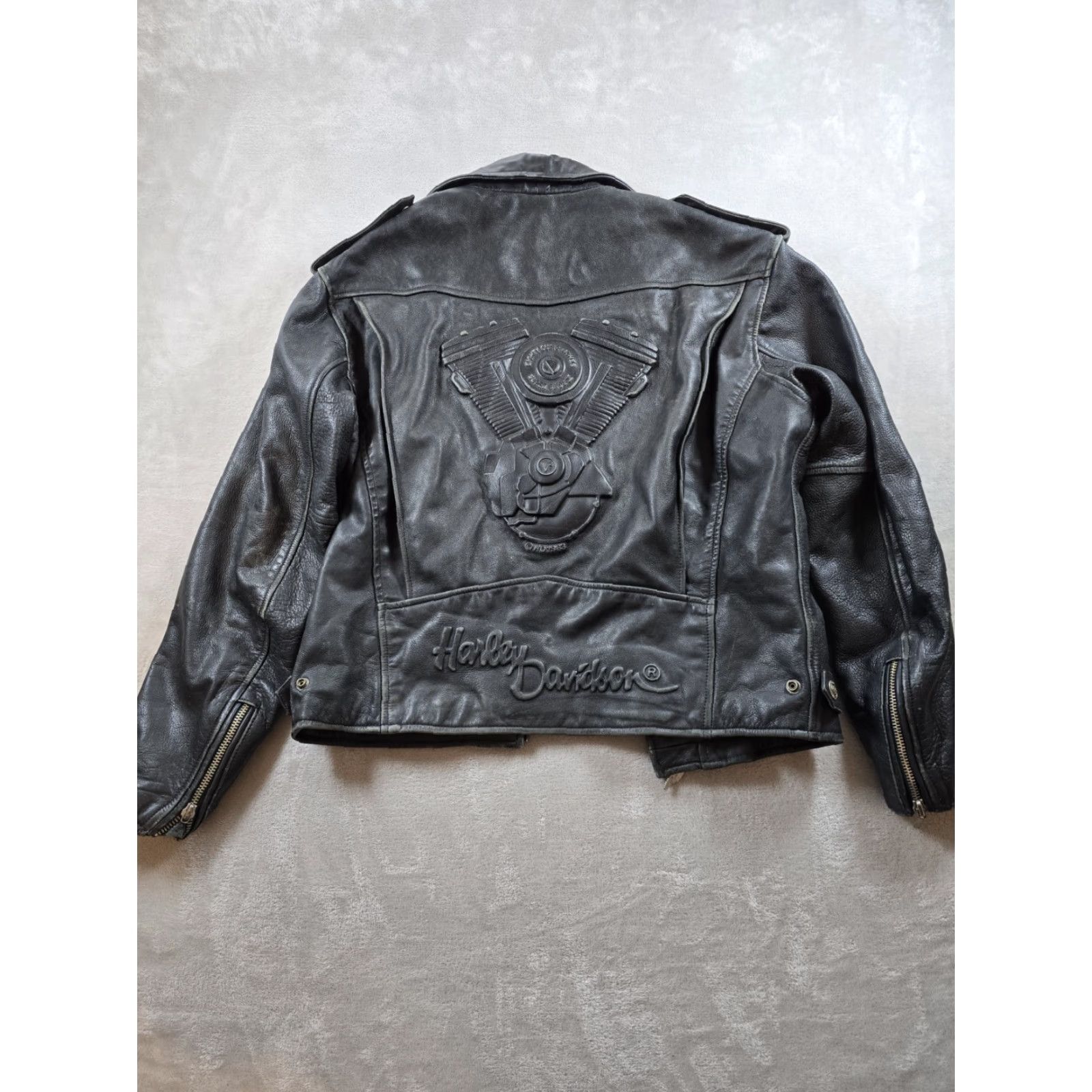 Harley Davidson **Vintage Harley-Davidson Embossed Leather Jacket Mens M Black** User: **Vintage Harley-Davidson Embossed Leather Jacket M Black** Size US M / EU 48-50 / 2 - 2 Thumbnail