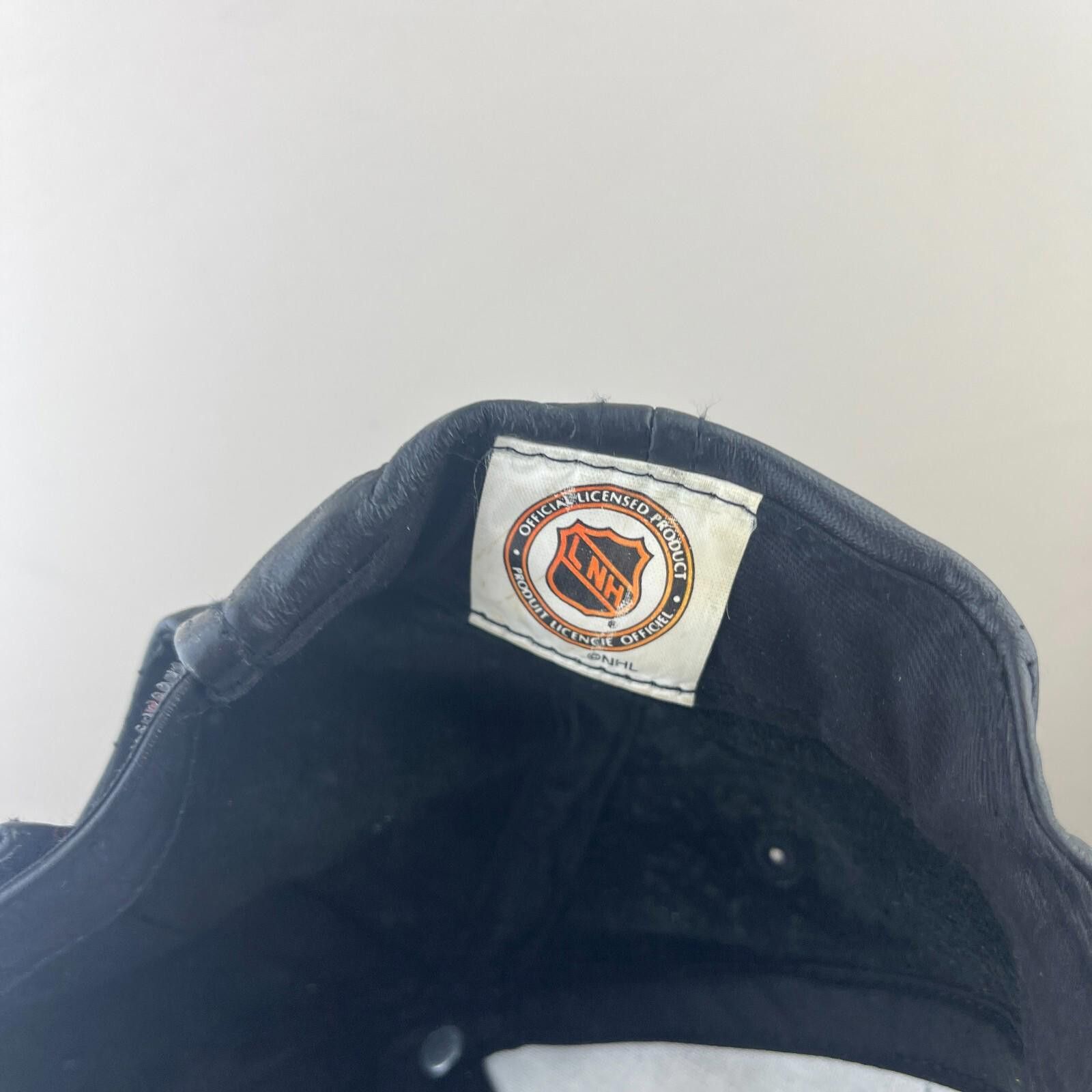 American Needle Vintage 90s Toronto Maple Leafs Leather Strapback Hat Size ONE SIZE - 7 Thumbnail