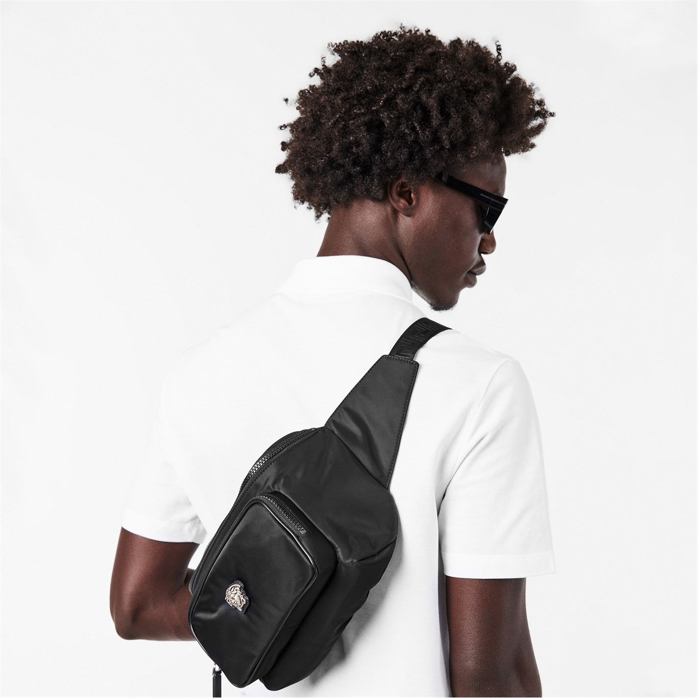 Versace o1g2r1mq0526 Size: OS / Bumbag in Black Size ONE SIZE - 3 Thumbnail