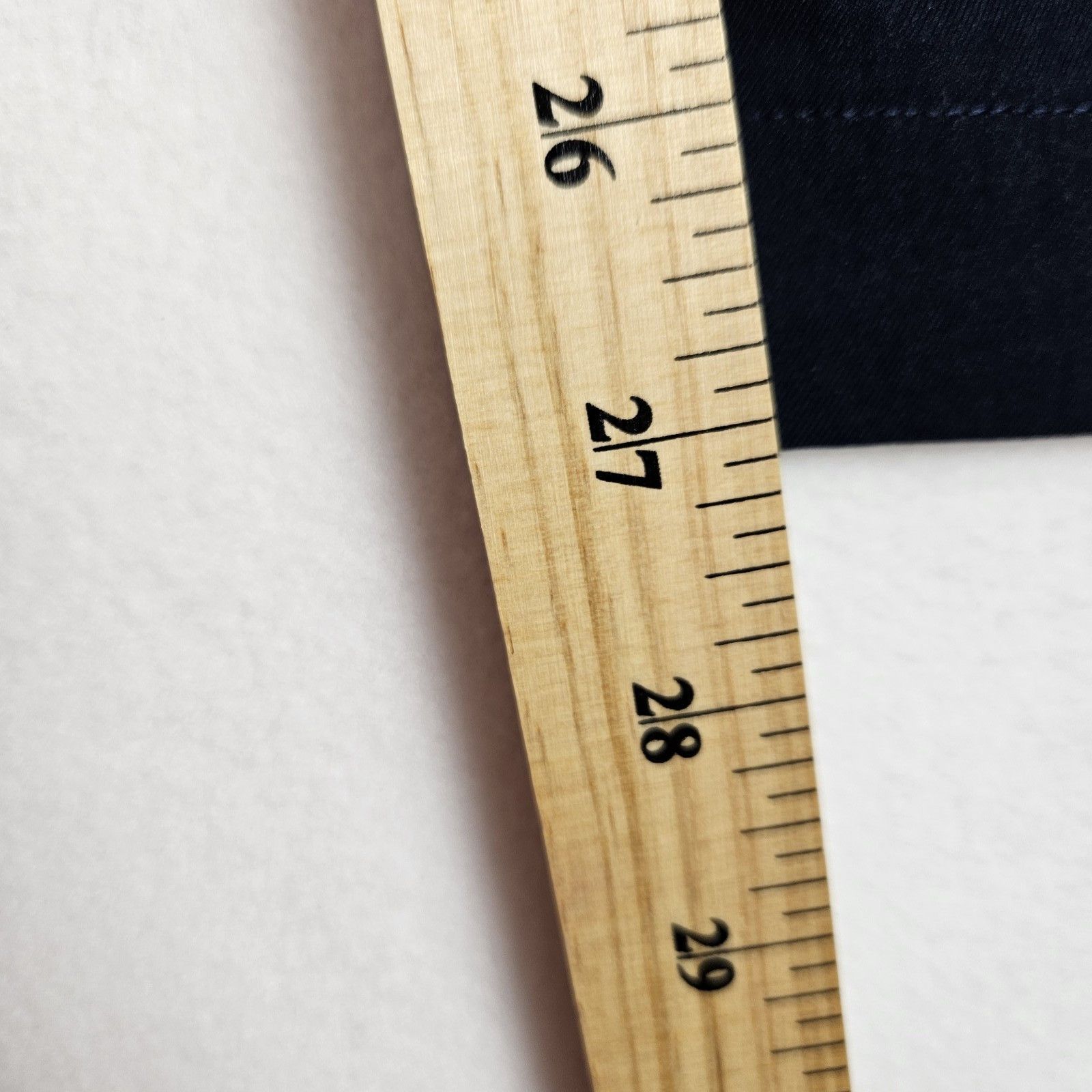 Lululemon Lululemon Pant Men 34x27 Navy Relaxed Cropped Chino Size US 34 / EU 50 - 11 Thumbnail