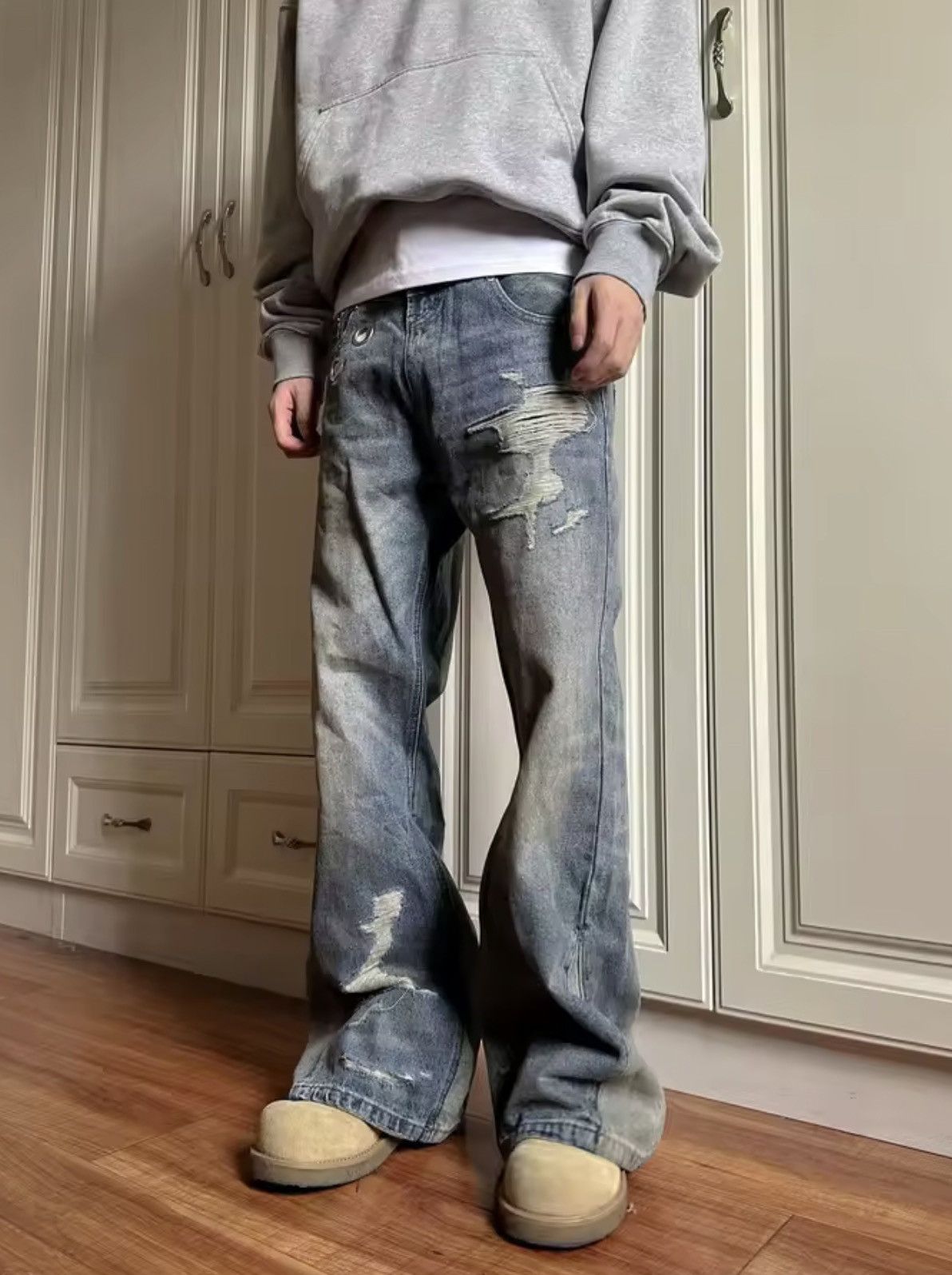 Japanese Brand Distressed Wide Leg Flare Jeans With Button Accents Size US 35 - 1 Thumbnail