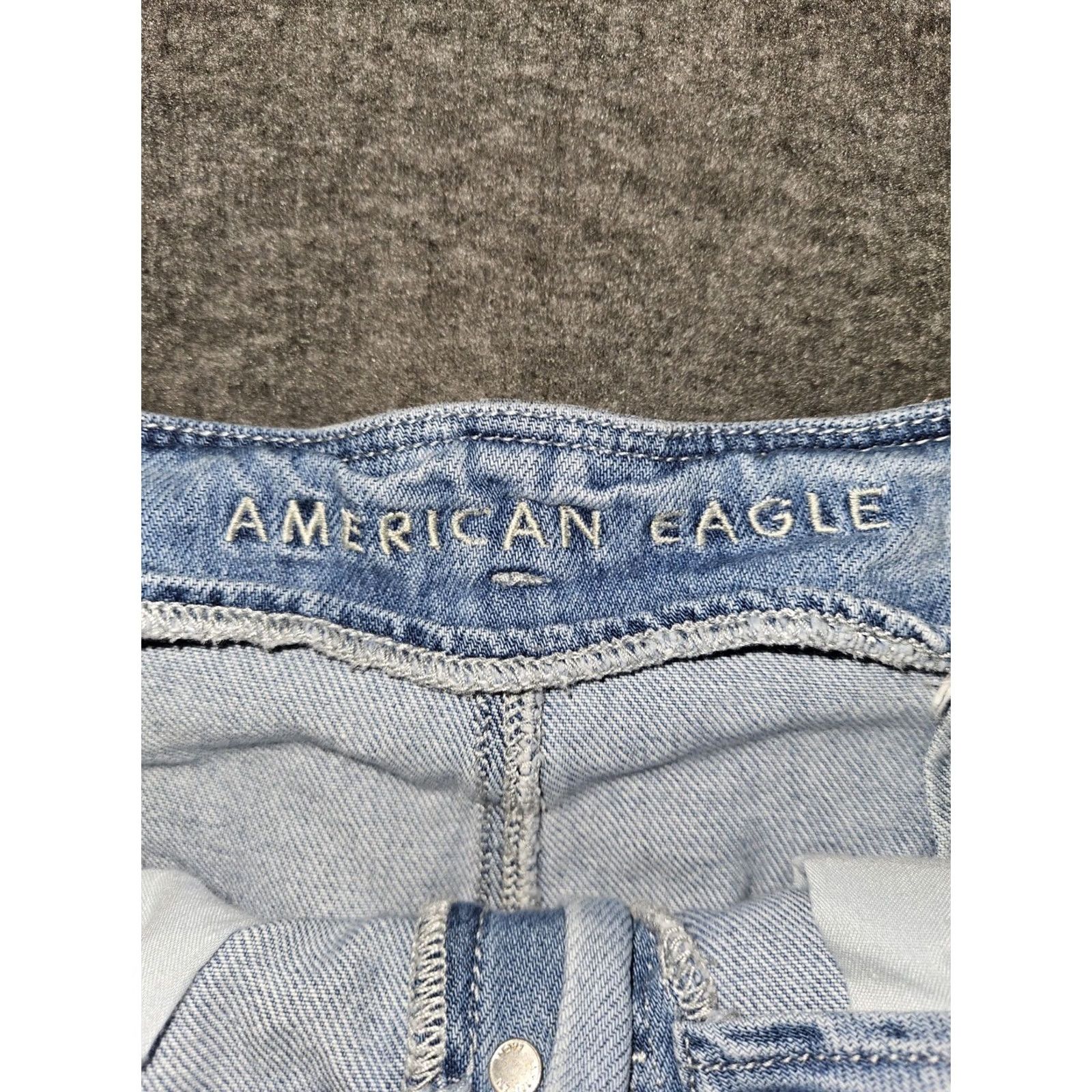 American Eagle Outfitters American Eagle Mom Short Blue Denim Belted Button Fly Distressed Women's 12 Size 34" / US 12 / IT 48 - 2 Thumbnail