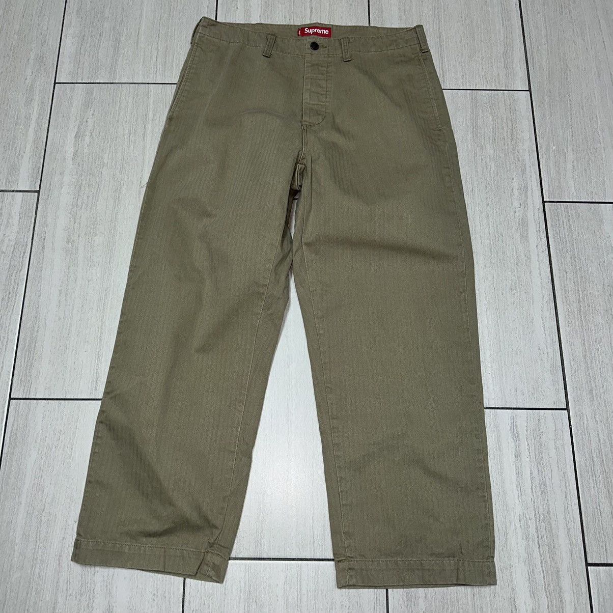 Supreme SUPREME 25FW Leopard Chino Pants Beige Size 34 | Grailed