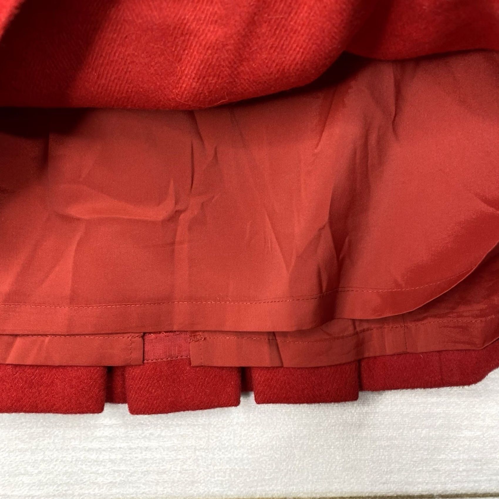 Ann Taylor VINTAGE Ann Taylor Pencil Skirt Sz 12P Red Wool Rabbit Hair Lined Pleated Back Side Zip Women Skirt 12P Red Wool Pencil Slit Lined Zip Size 34" / US 12 / IT 48 - 7 Thumbnail