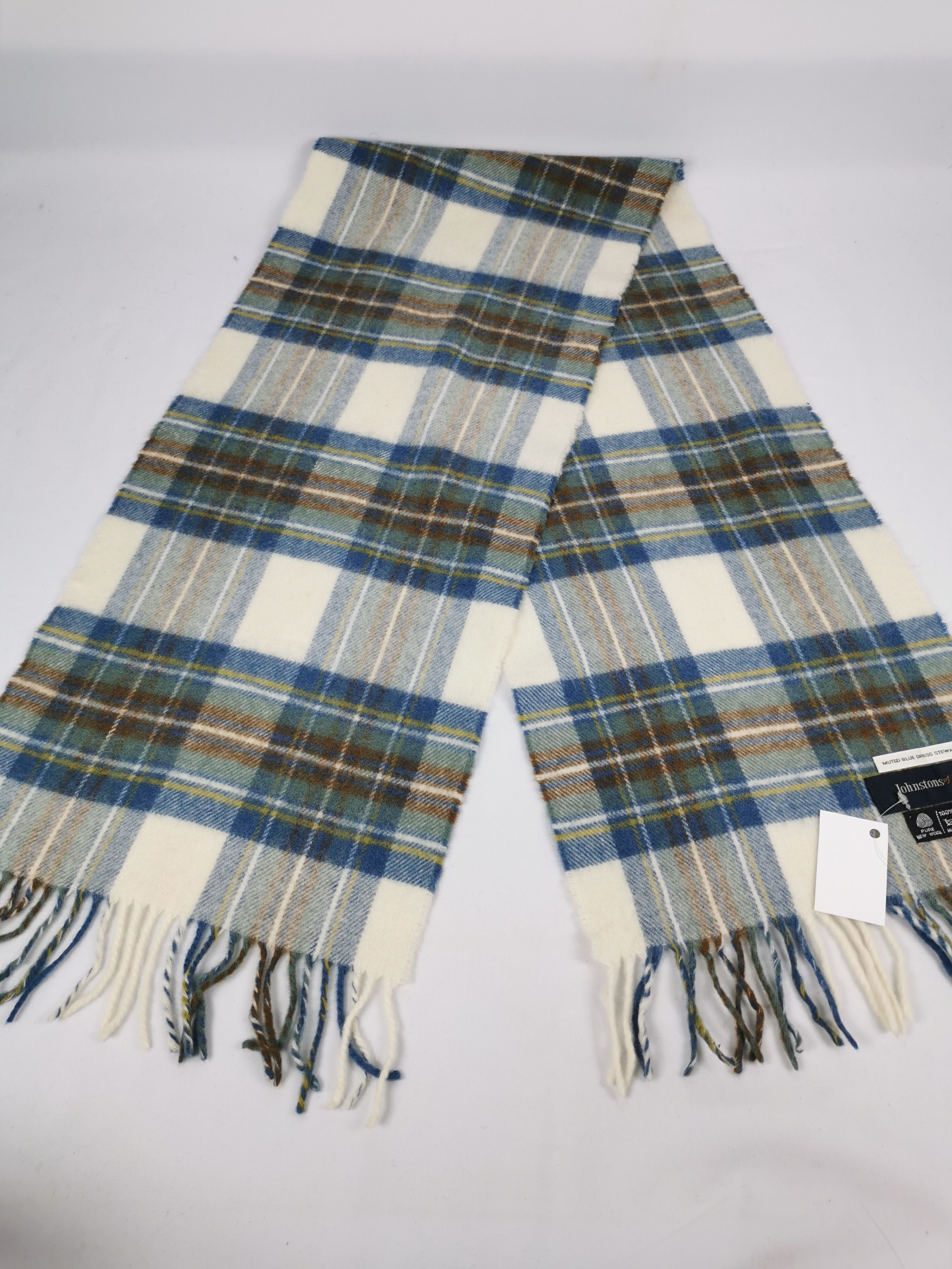 Johnstons Of Elgin Johnston Of elgin scarf muffler Size ONE SIZE - 6 Thumbnail
