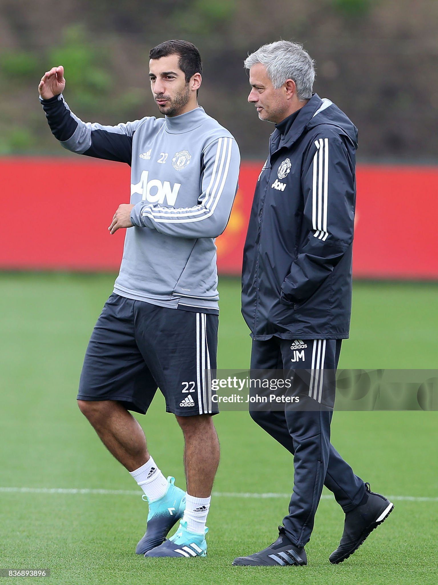 Adidas 🔥Rare🔥Manchester United 2017/18 Training Sweatshirt Adidas Size US XL / EU 56 / 4 - 7 Thumbnail