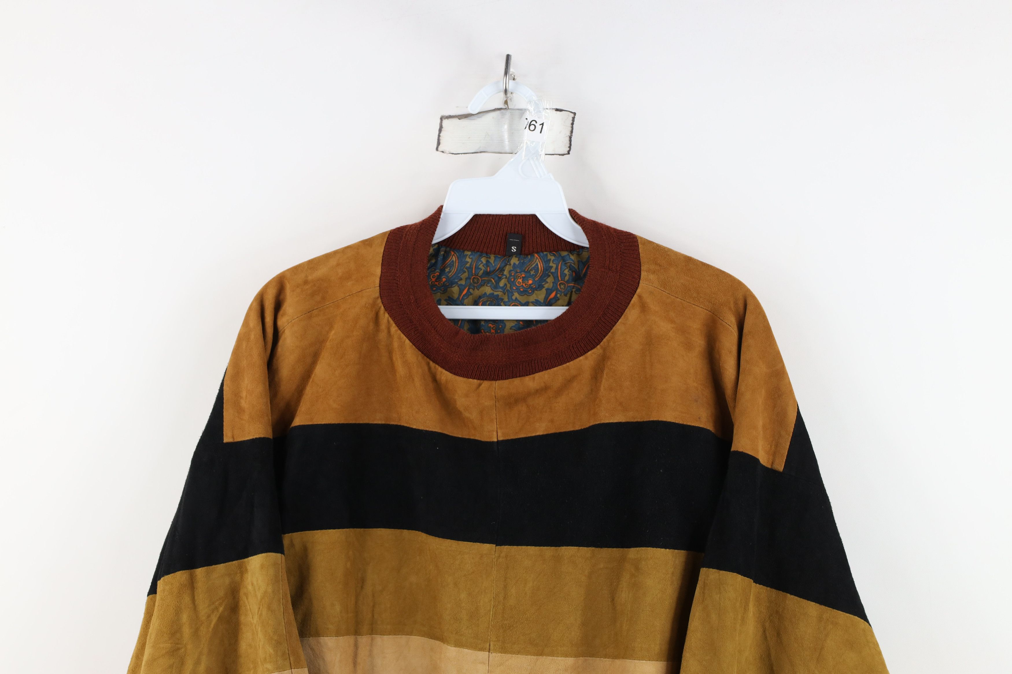 Vintage Vintage 90s Streetwear Reversible Suede Leather Silk Jacket Size US S / EU 44-46 / 1 - 2 Thumbnail