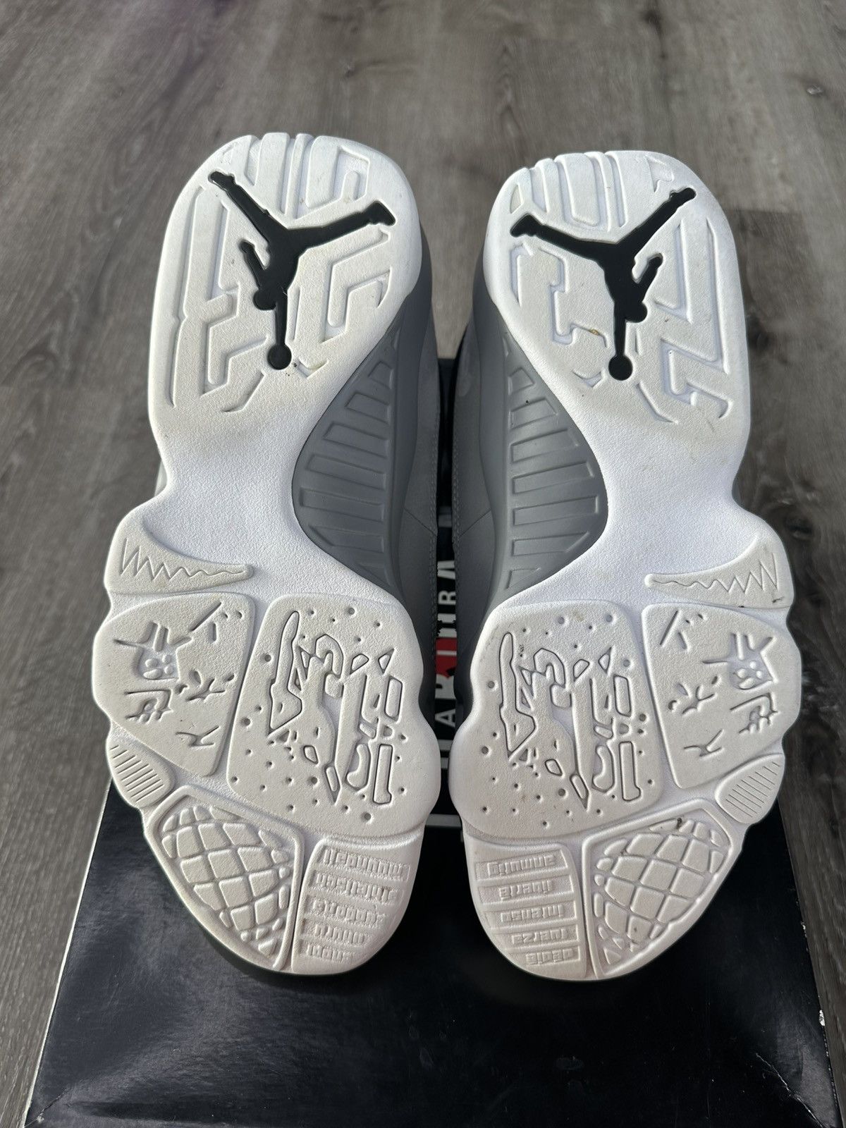 Jordan Brand Air Jordan 9 Retro “Particle Grey” **PRE-OWNED** Size US 8 / EU 41 - 5 Thumbnail