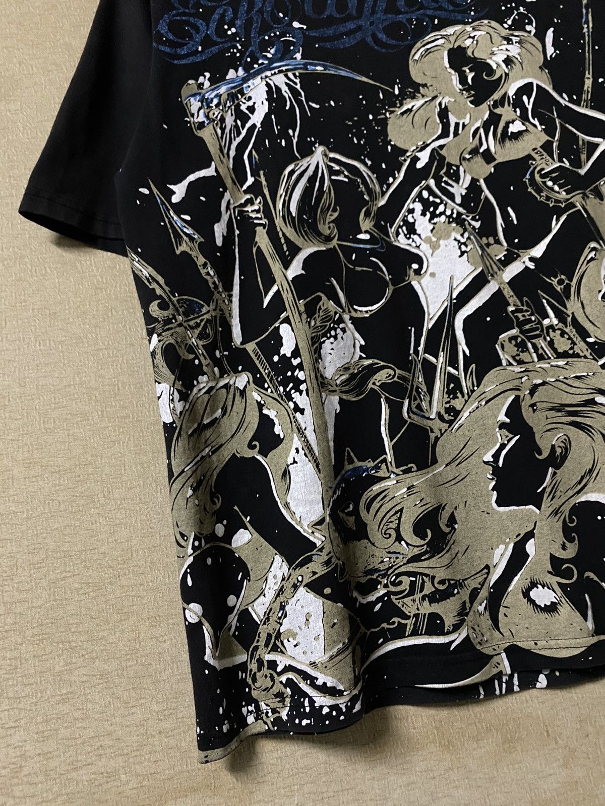 Ecko Unltd. ECKO UNLTD Sexy Girls Spray Art Overprint Tshirt Size US L / EU 52-54 / 3 - 4 Thumbnail