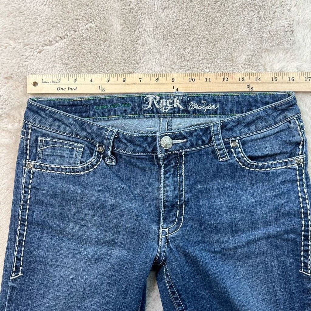 Wrangler Wrangler Rock 47 Bootcut Low Rise Jeans Womens 30x32 Blue Size 30" / US 8 / IT 44 - 4 Thumbnail
