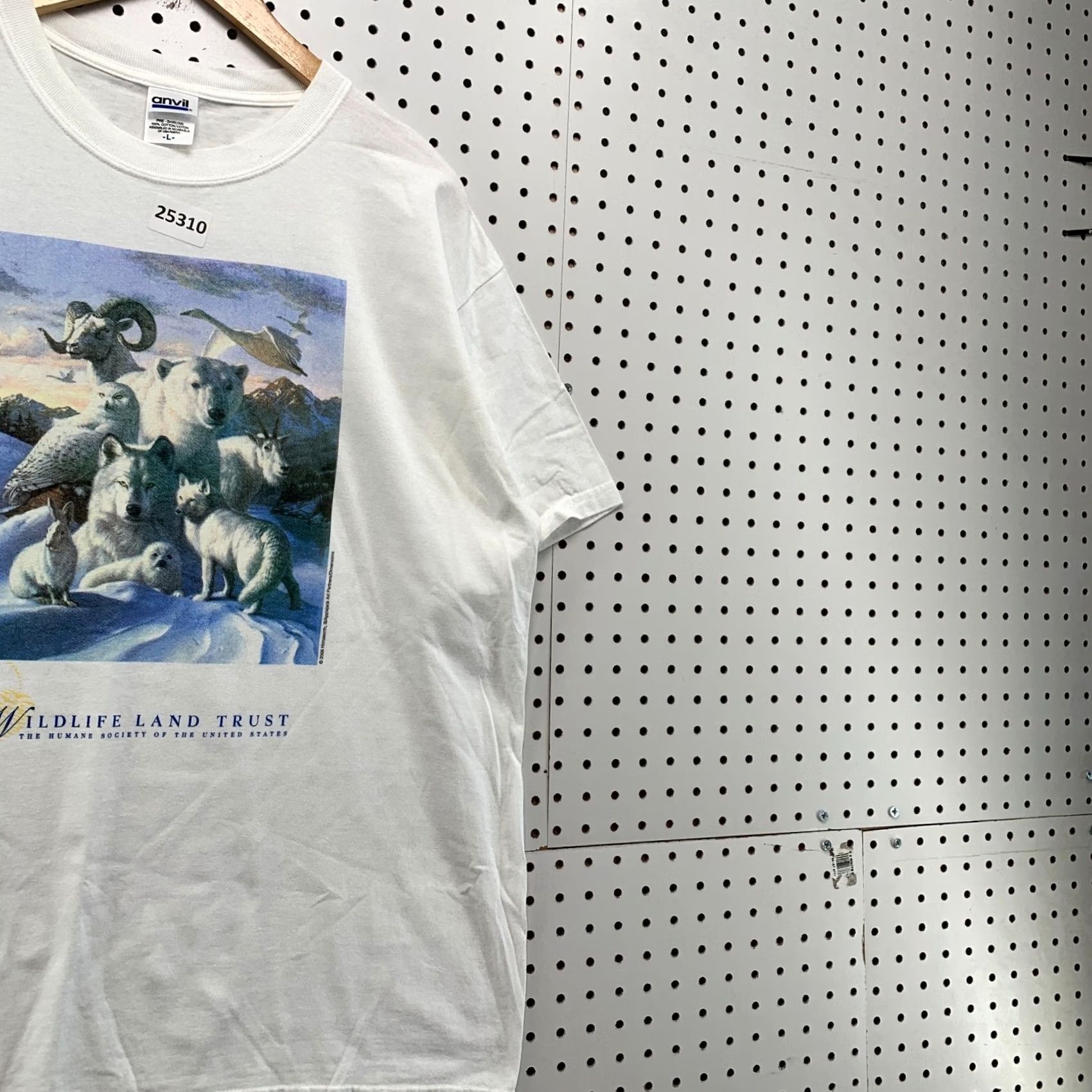 Anvil VINTAGE Nature Animal Shirt White Wolves Wild Life Land Trust Tee Large Unisex Adults Size US L / EU 52-54 / 3 - 4 Thumbnail