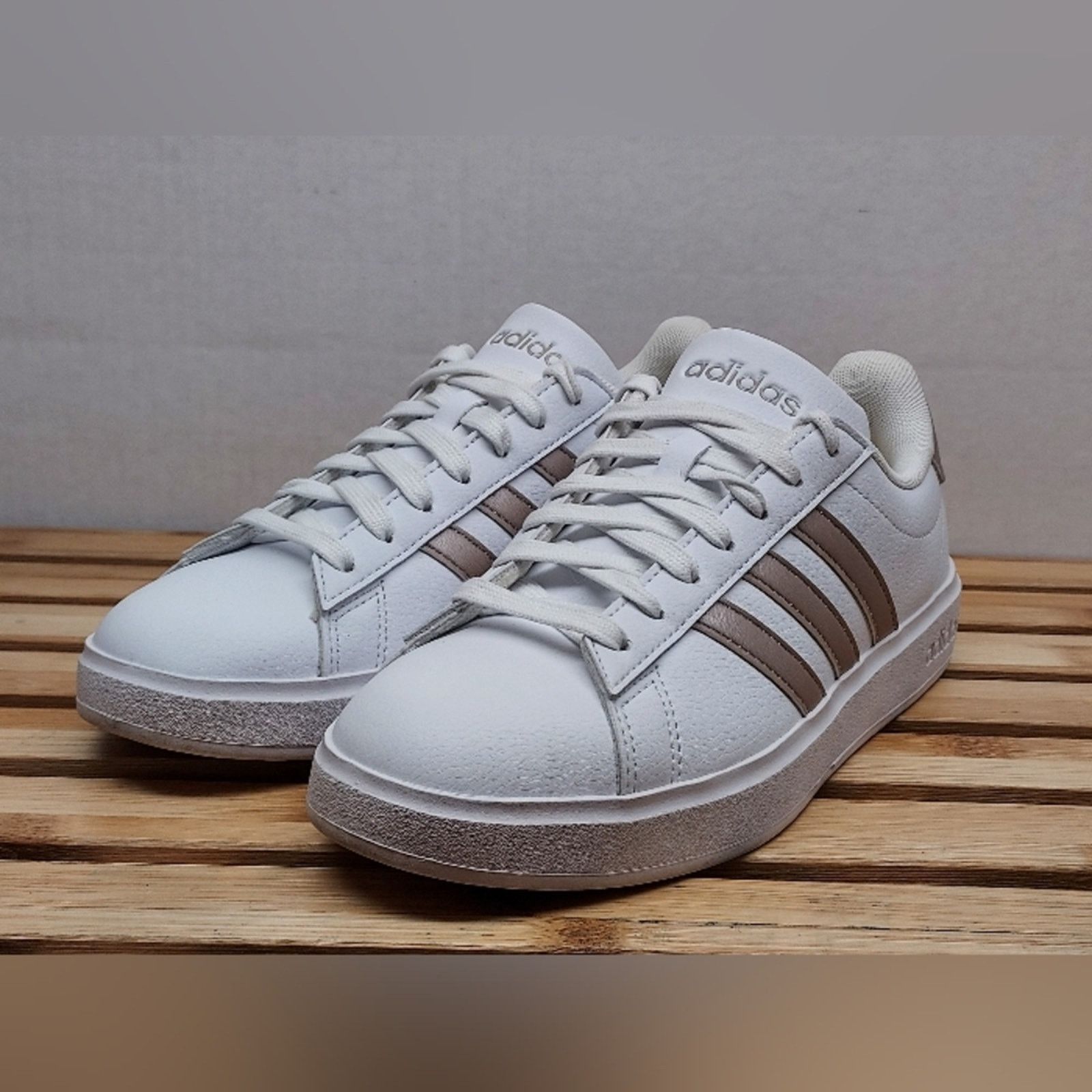 Adidas Adidas Womens White Grand Court Cloudfoam Sneakers Size 6.5 Size US 6.5 / IT 36.5 - 1 Thumbnail