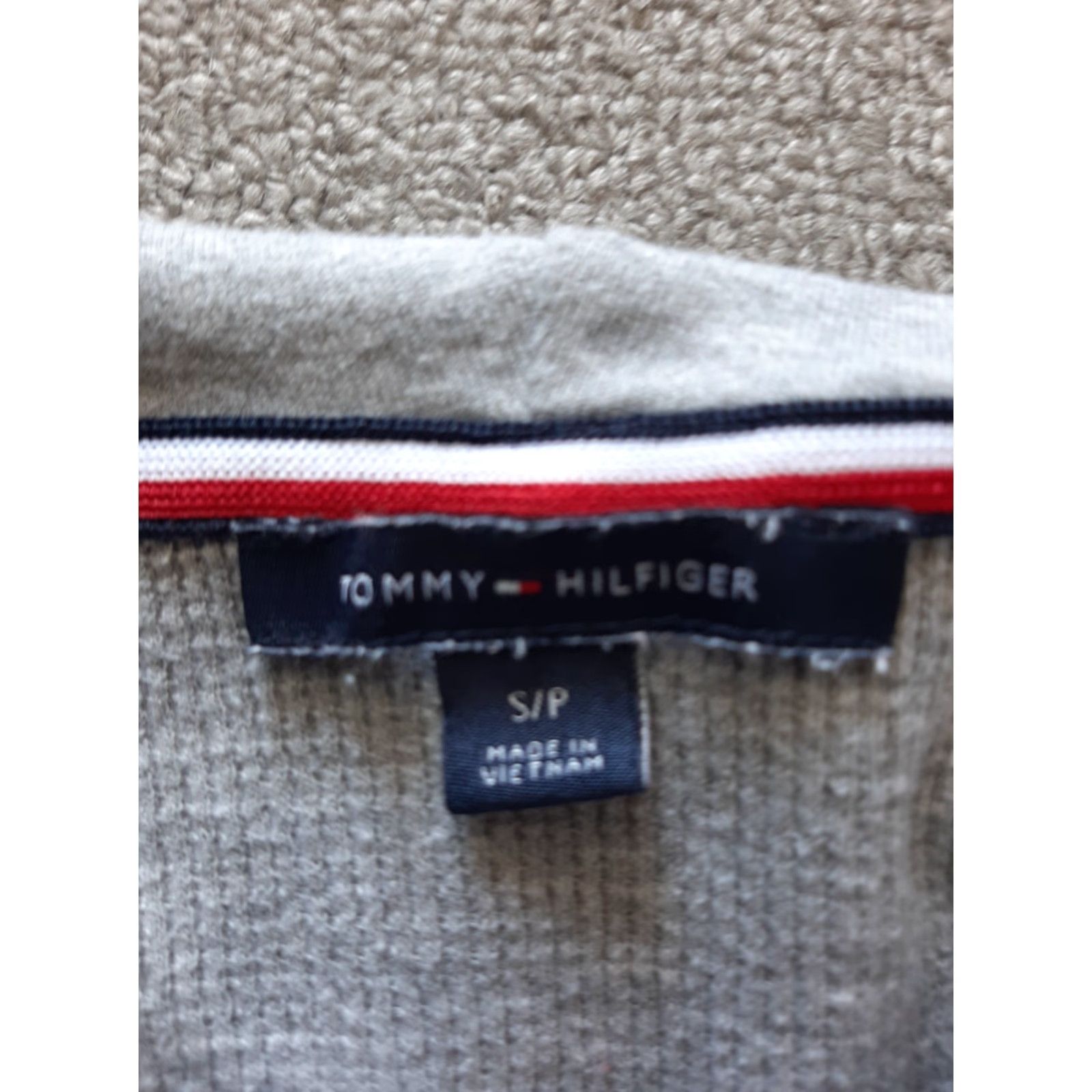 Tommy Hilfiger Tommy Hilfiger Women's S Thermal Long Sleeve Top Gray Blouse Size S / US 4 / IT 40 - 5 Thumbnail