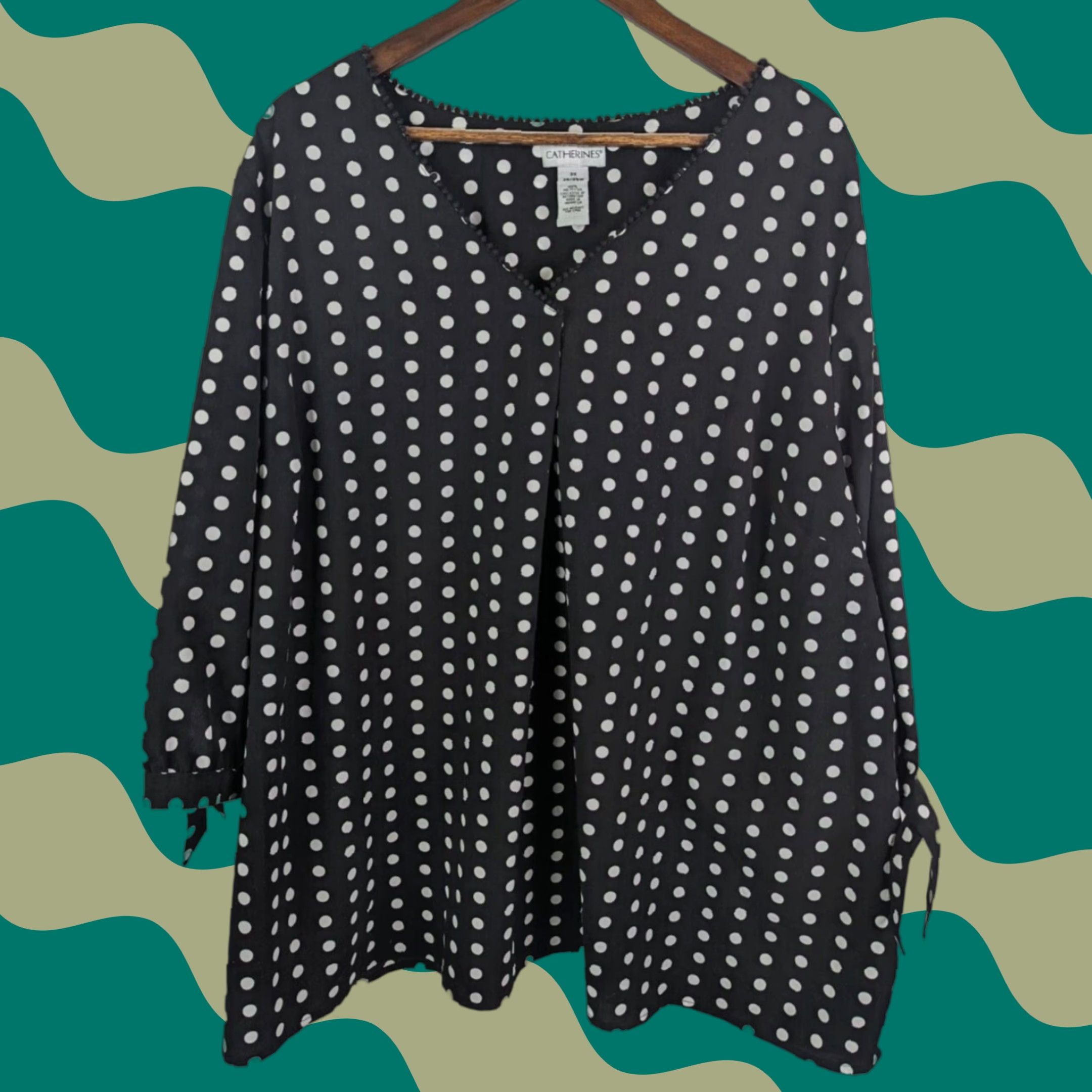 Vintage Catherines Blouse Womens Black White Polka Dots 3X Polyester Tie Sleeve V-Neck Pullover 3/4 Sleeve Plus Size XXL / US 16-18 / IT 52-54 - 1 Thumbnail