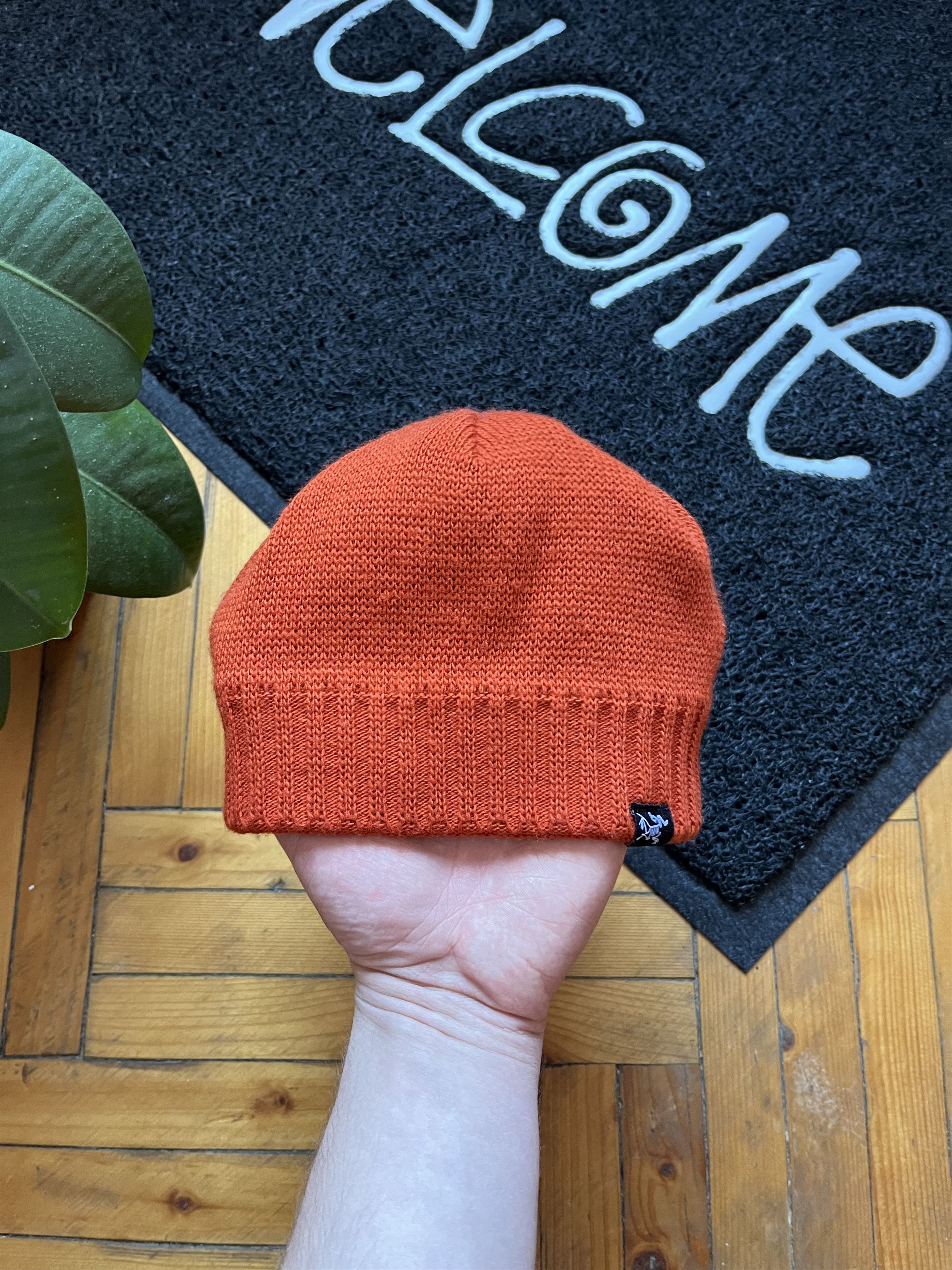 Arc'teryx Vintage Arcteryx Knitted Wool 90's Streetwear Beanie Hat Size ONE SIZE - 2 Thumbnail