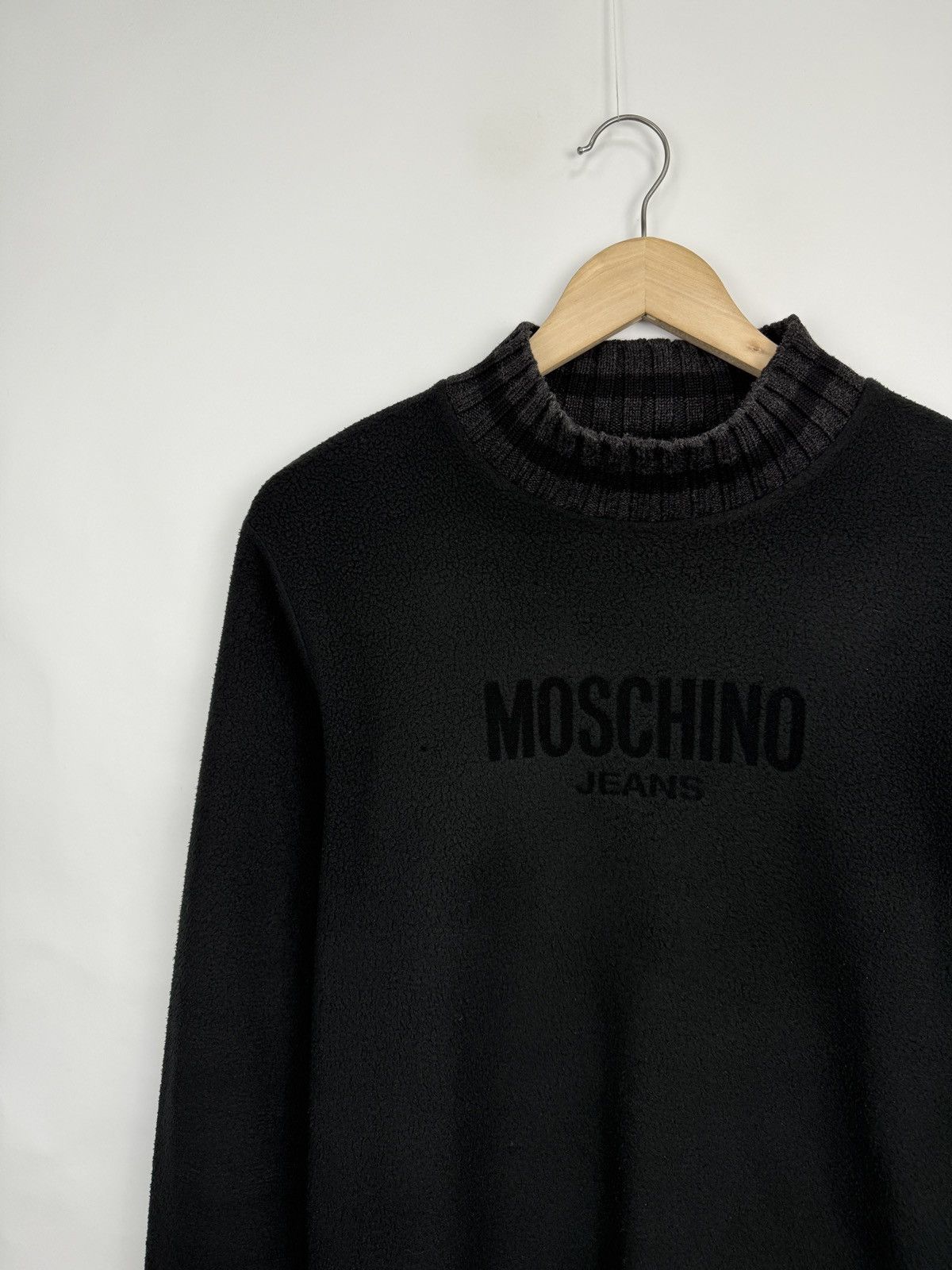 Moschino 🇮🇹 Vintage 90s Moschino Jeans Fleece Sweatshirt Rare Size US M / EU 48-50 / 2 - 3 Thumbnail