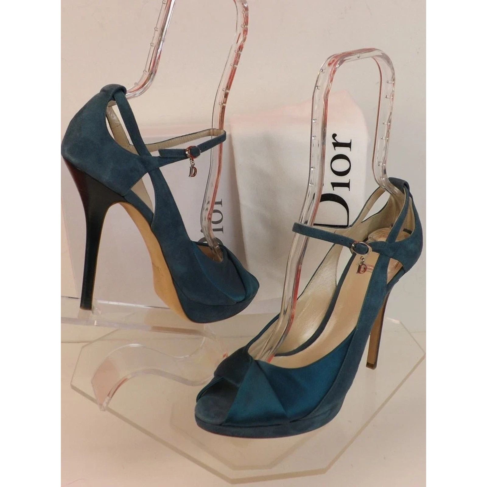 Dior NIB DIOR GREEN SUEDE TWIST SATIN MARY JANE PUMPS 39 $640 ITA Size US 9 / IT 39 - 5 Thumbnail