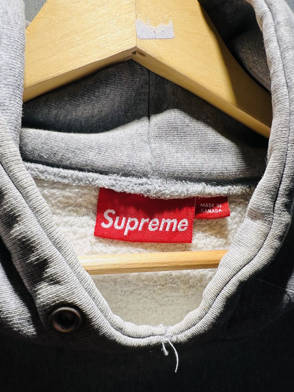 Supreme 2000 Supreme Red on Grey Box Logo Hoodie Size US XL / EU 56 / 4 - 3 Thumbnail