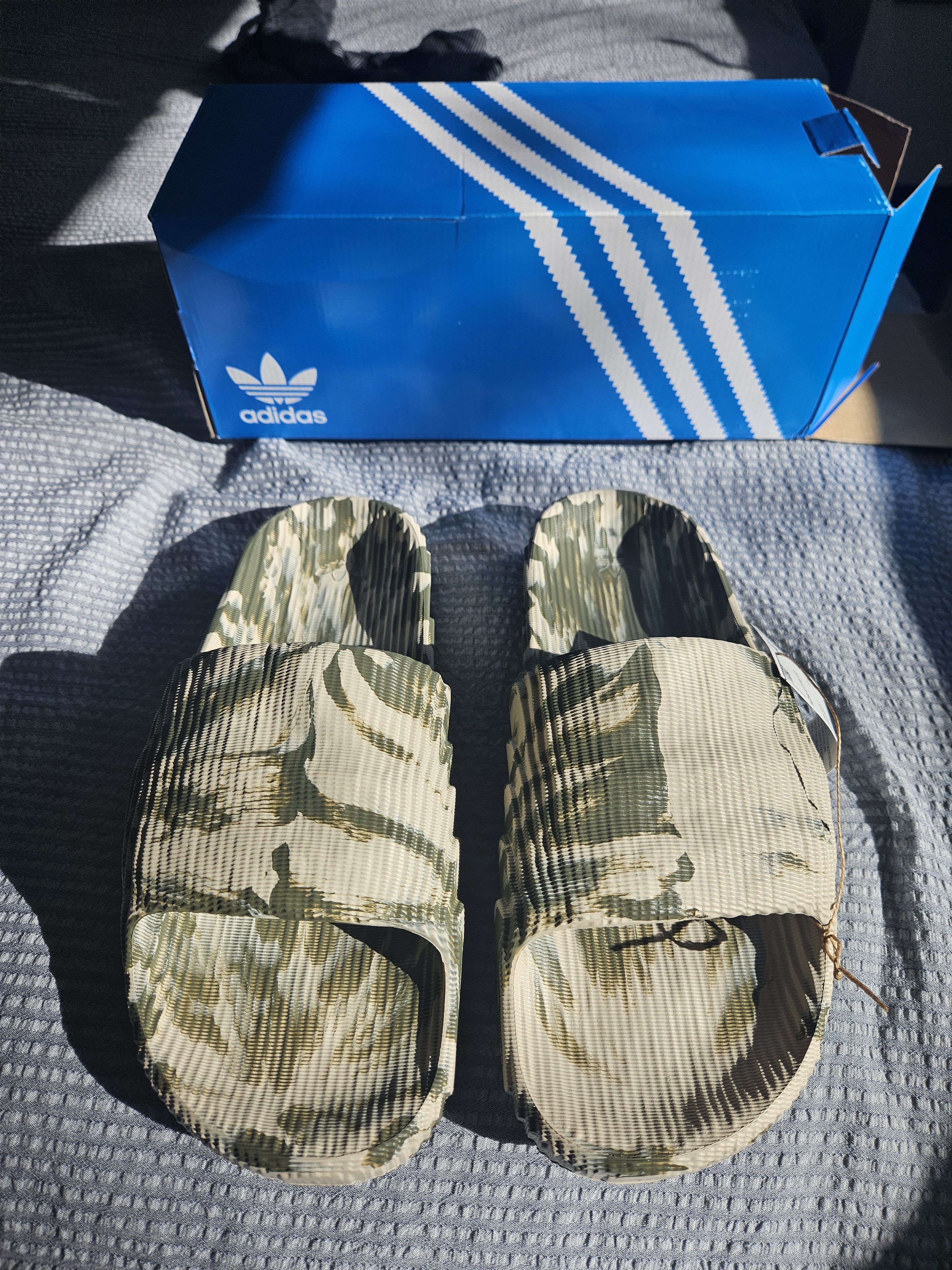 Adidas Adidas Adilette 22 Size US 11 / EU 44 - 1 Thumbnail
