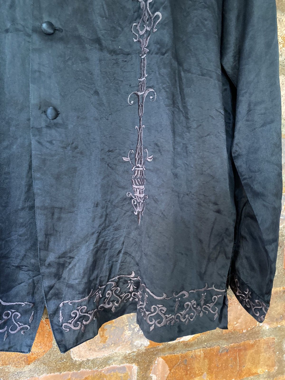 Yoshiyuki Konishi 🔥 1990s 100% Silk Tribal Embroidered shirt Size US L / EU 52-54 / 3 - 7 Thumbnail