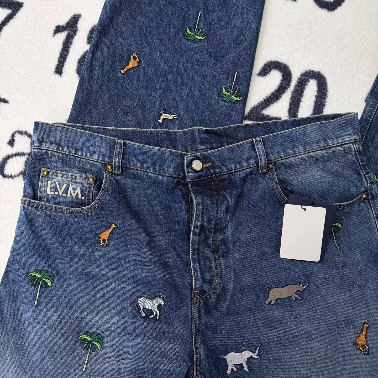 Louis Vuitton LV All-Over Print Animal Embroidered Jeans Q10 Size US 38 / EU 54 - 4 Thumbnail