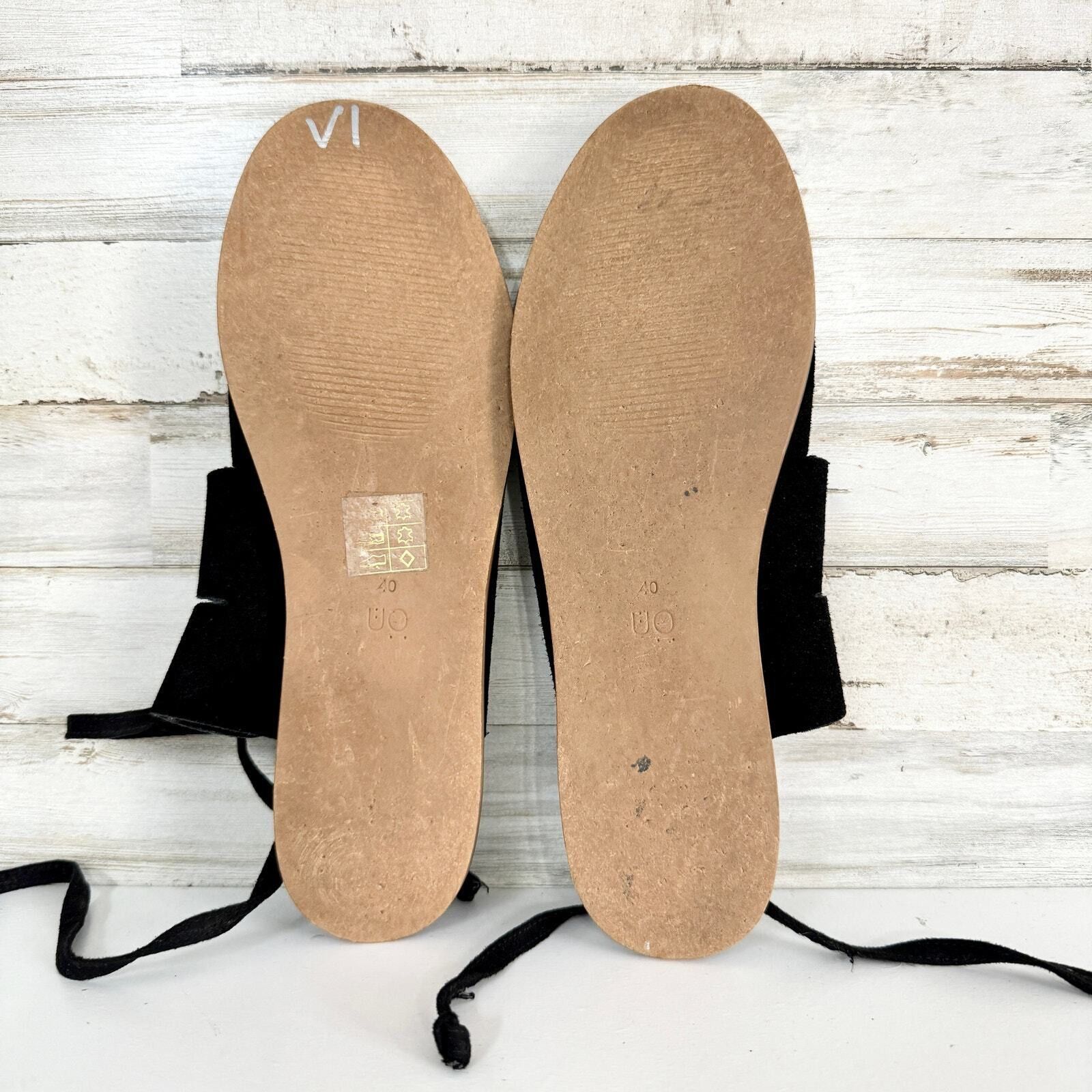Urban Outfitters Urban Outfitters Bonnie Sued Laced Rivet Sandals Size 9-9.5 Size US 9 / IT 39 - 3 Thumbnail