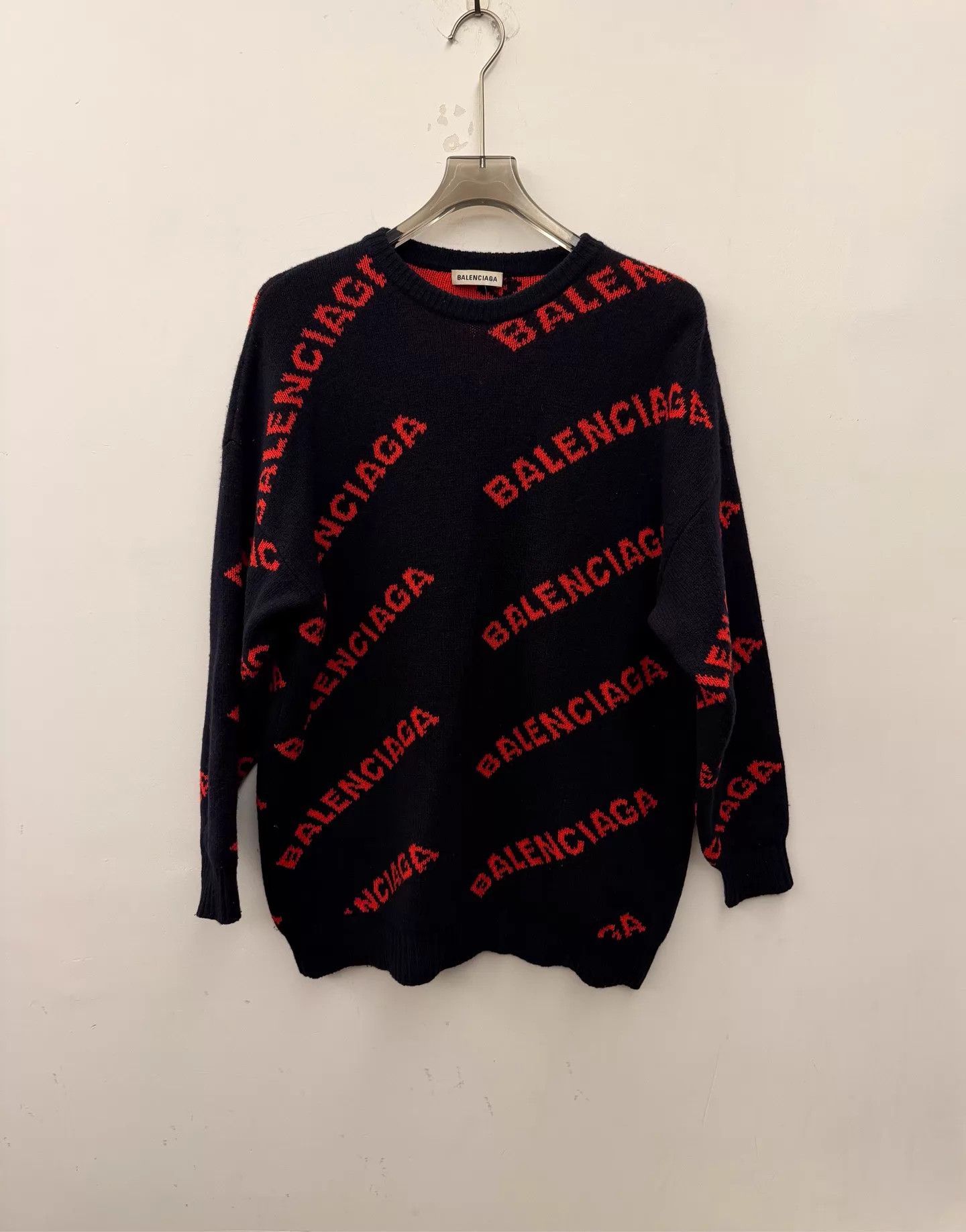 Balenciaga Balenciaga Red All-Over Print Sweater S Size US S / EU 44-46 / 1 - 1 Thumbnail