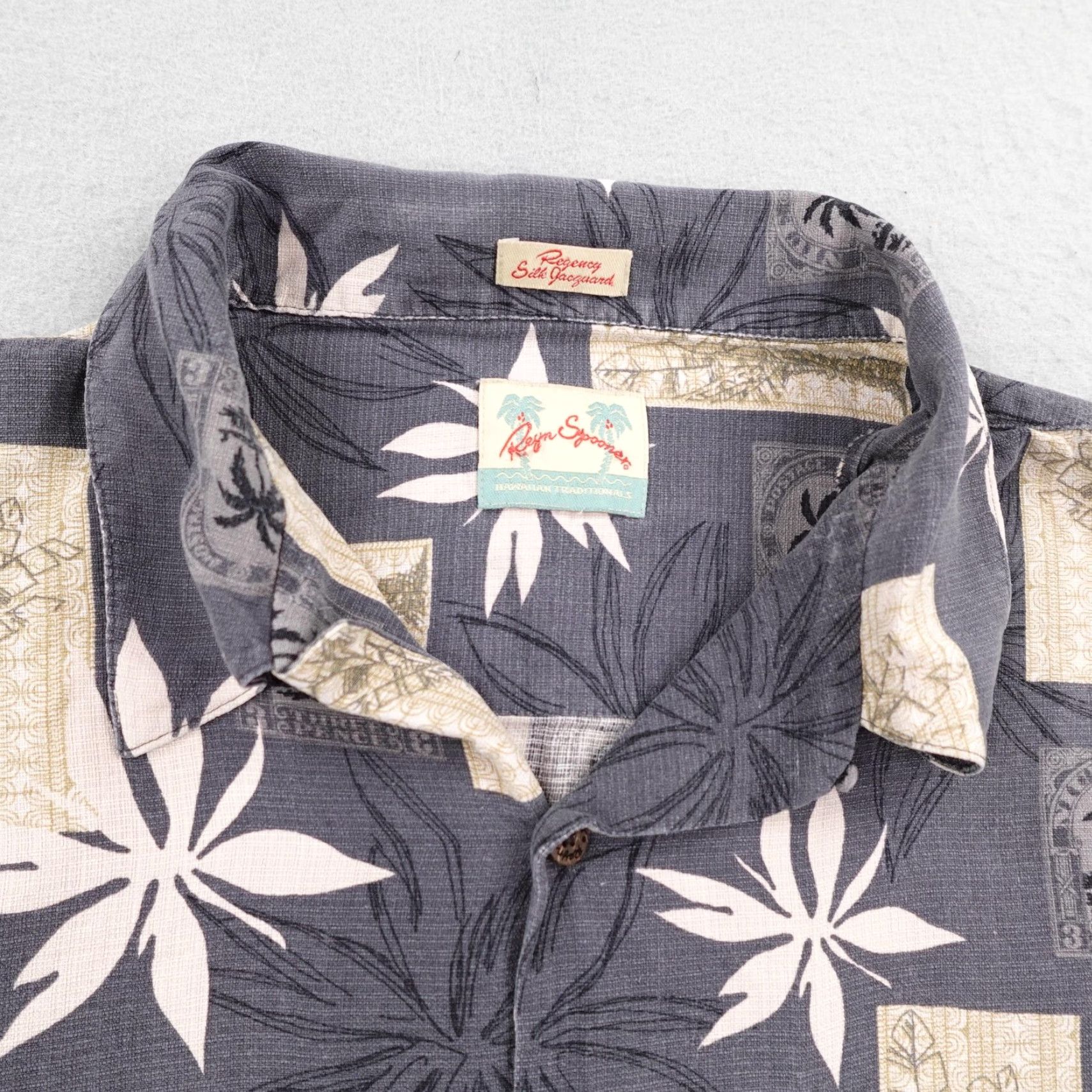 Reyn Spooner Reyn Spooner Shirt Mens XL Gray Hawaiian Aloha Palm Floral Silk Jacquard Camp Size US XL / EU 56 / 4 - 2 Thumbnail