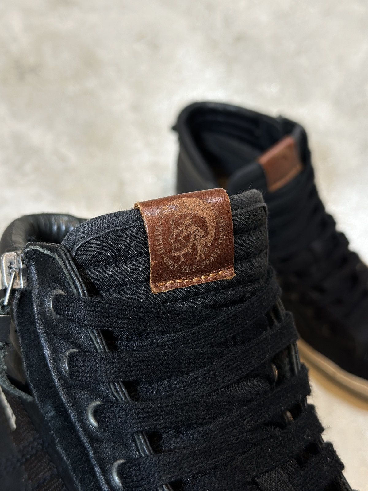 Diesel (FW15) D-STRING HI TOP Size US 9 / EU 42 - 11 Thumbnail