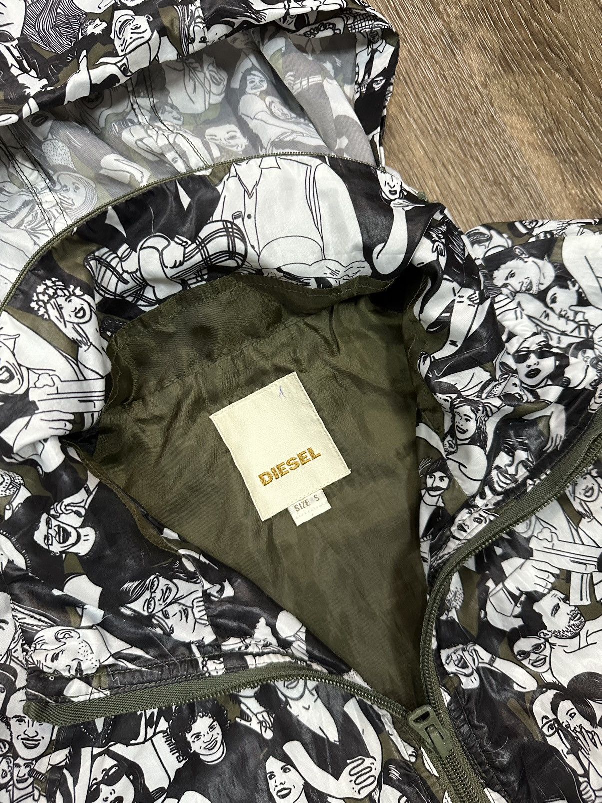 Diesel × Vintage Diesel Vintage Nylon Jacket Drawing With A Lot Of People Size US S / EU 44-46 / 1 - 5 Thumbnail