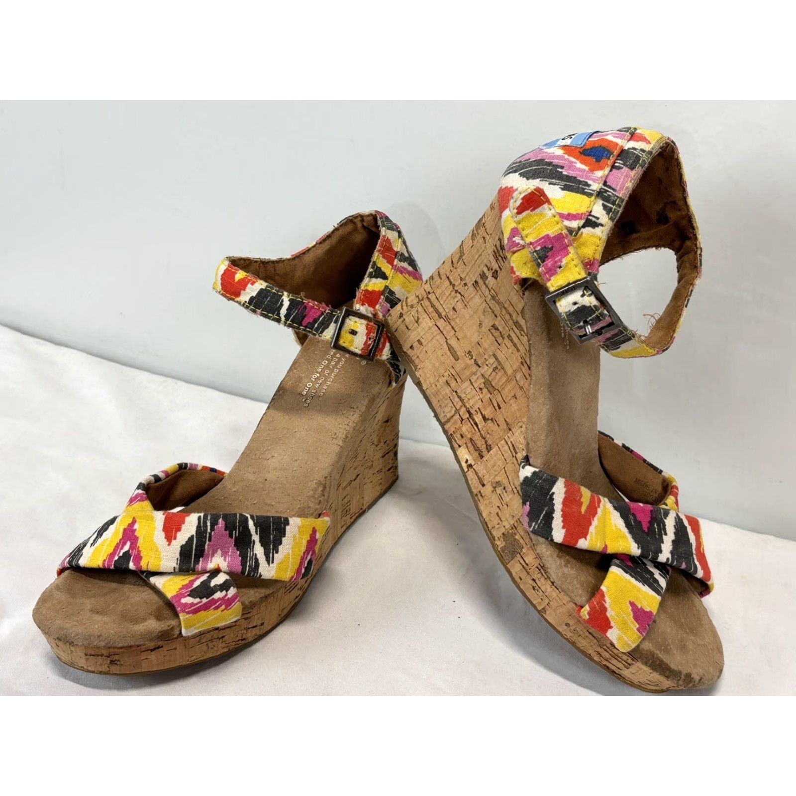 Toms Toms Sienna Cork Wedge Sandals Size 8 Multicolor Ikat Aztec Boho Summer Womens Buckle Ankle Strap Adjustable Espadrille Wedge Shoes Size US 8 / IT 38 - 2 Thumbnail