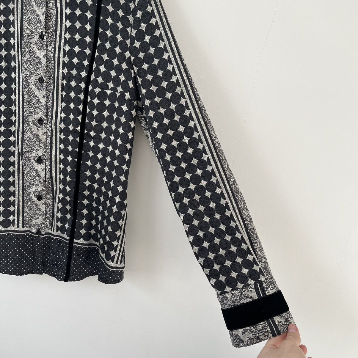 Roberto Cavalli Vintage Roberto Cavalli by Class Cavalli blouse 100% silk Size M / US 6-8 / IT 42-44 - 8 Thumbnail
